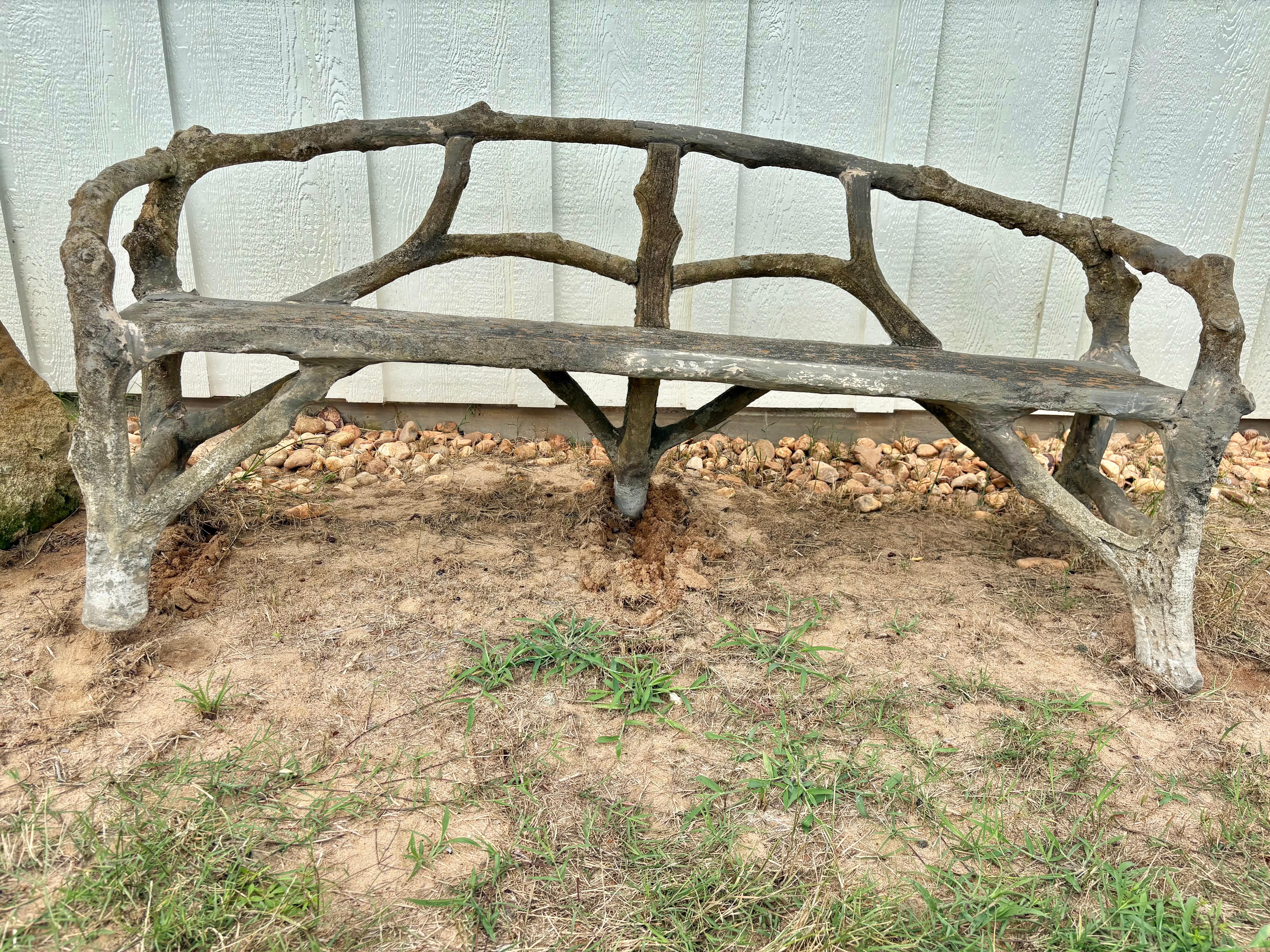 Banco de jardín de hormigón de imitación bois francés del siglo XIX Francés en venta