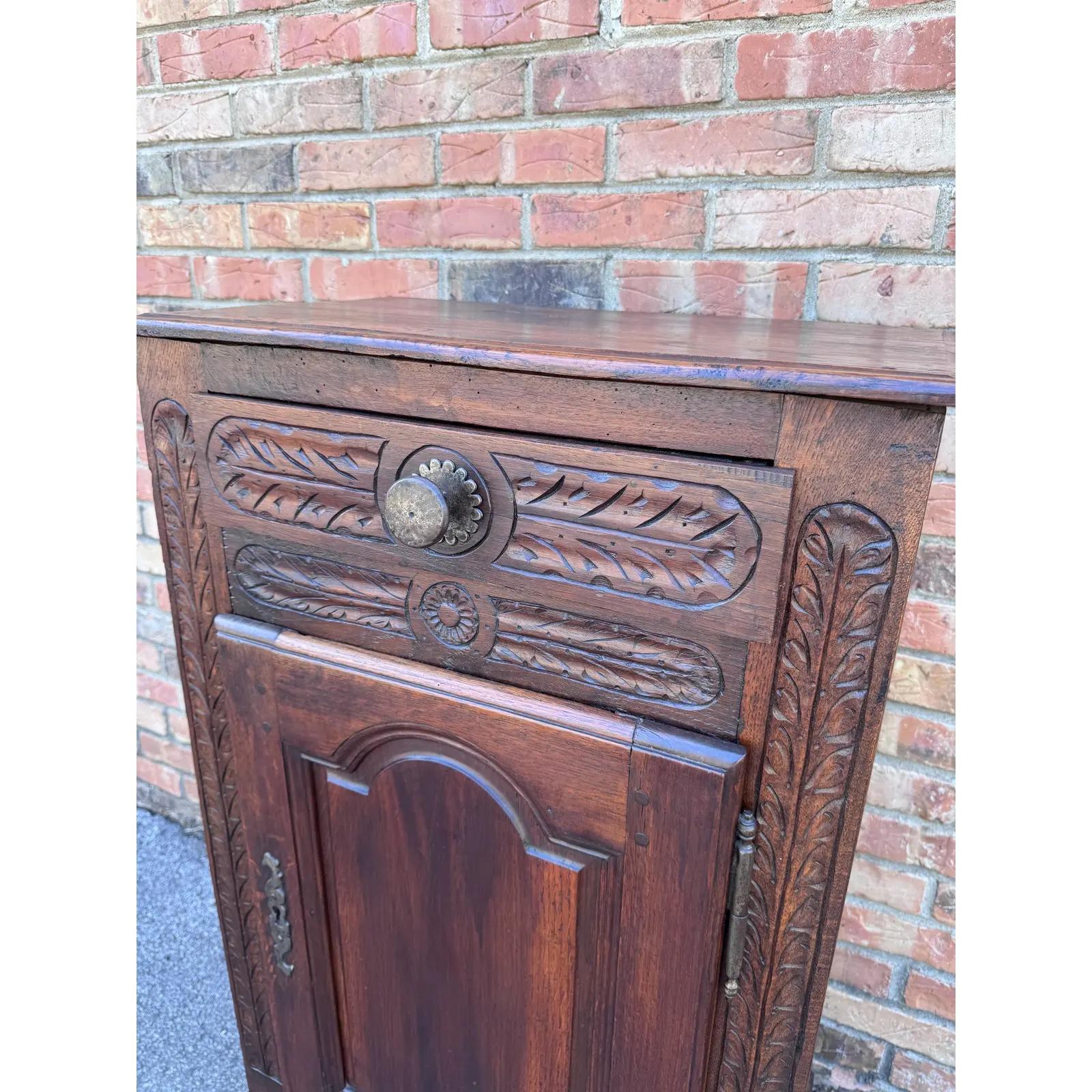 Beautifully Carved Antique French Oak Breton Jam Cabinet with Drawer~~c. 1890s
Highly requested classic French Breton design~~Breton (sometimes known as Brittany) furniture originated in ;at 19th century France in a region to the west of Normandy,