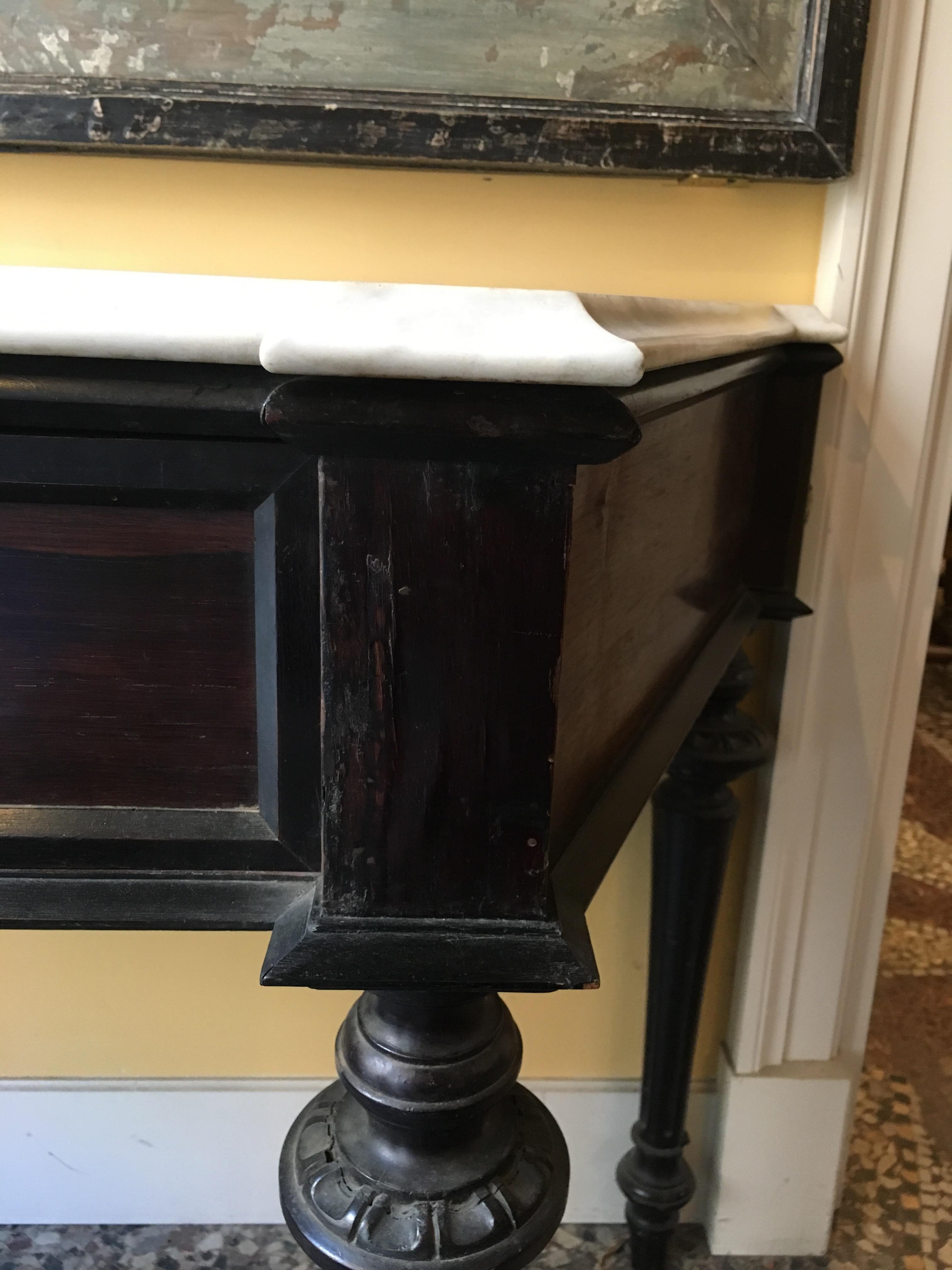 19th Century French Console with Carrara Marble Top and Black Lacquered Legs For Sale 5