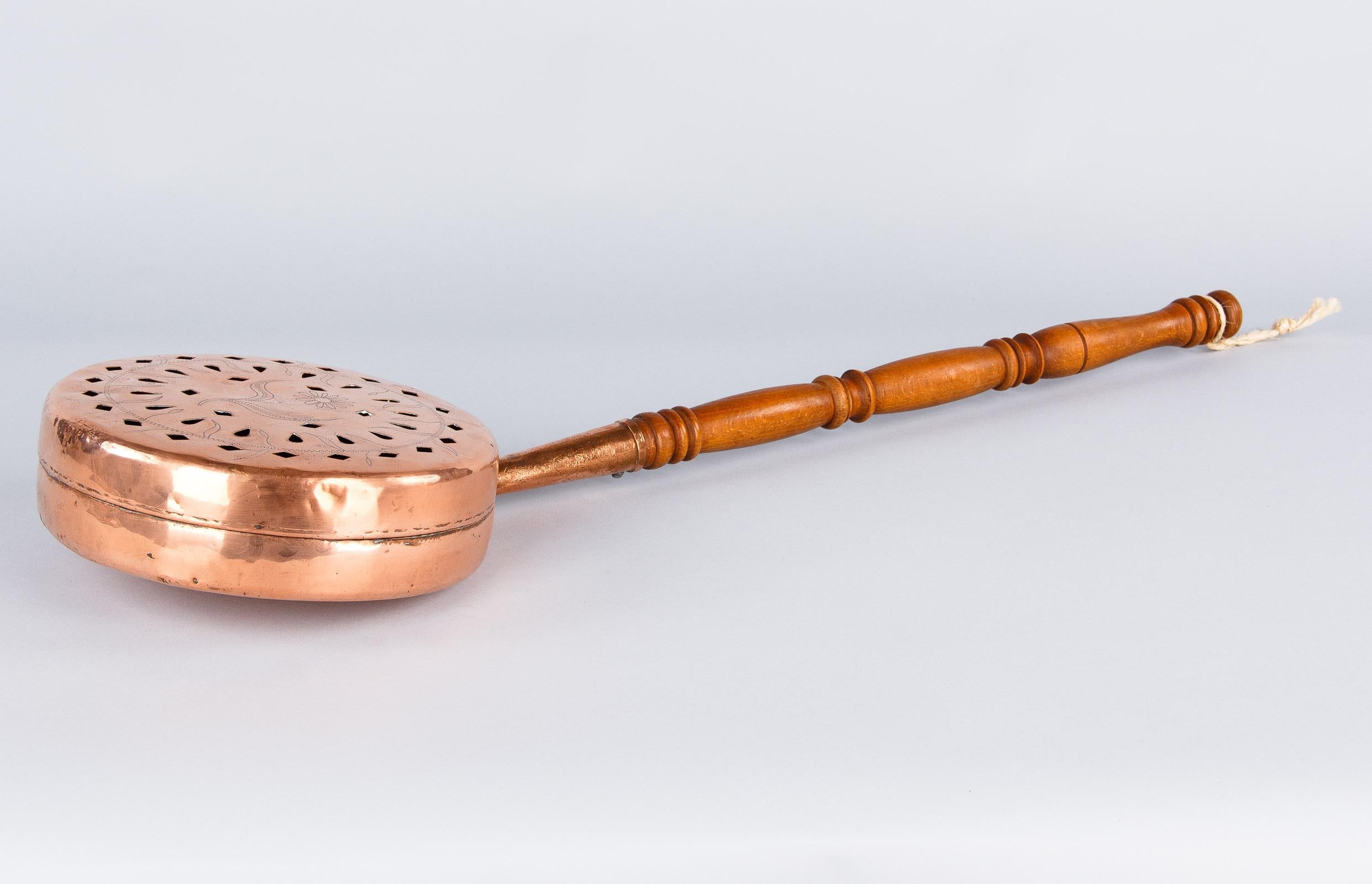 bed pan old fashioned