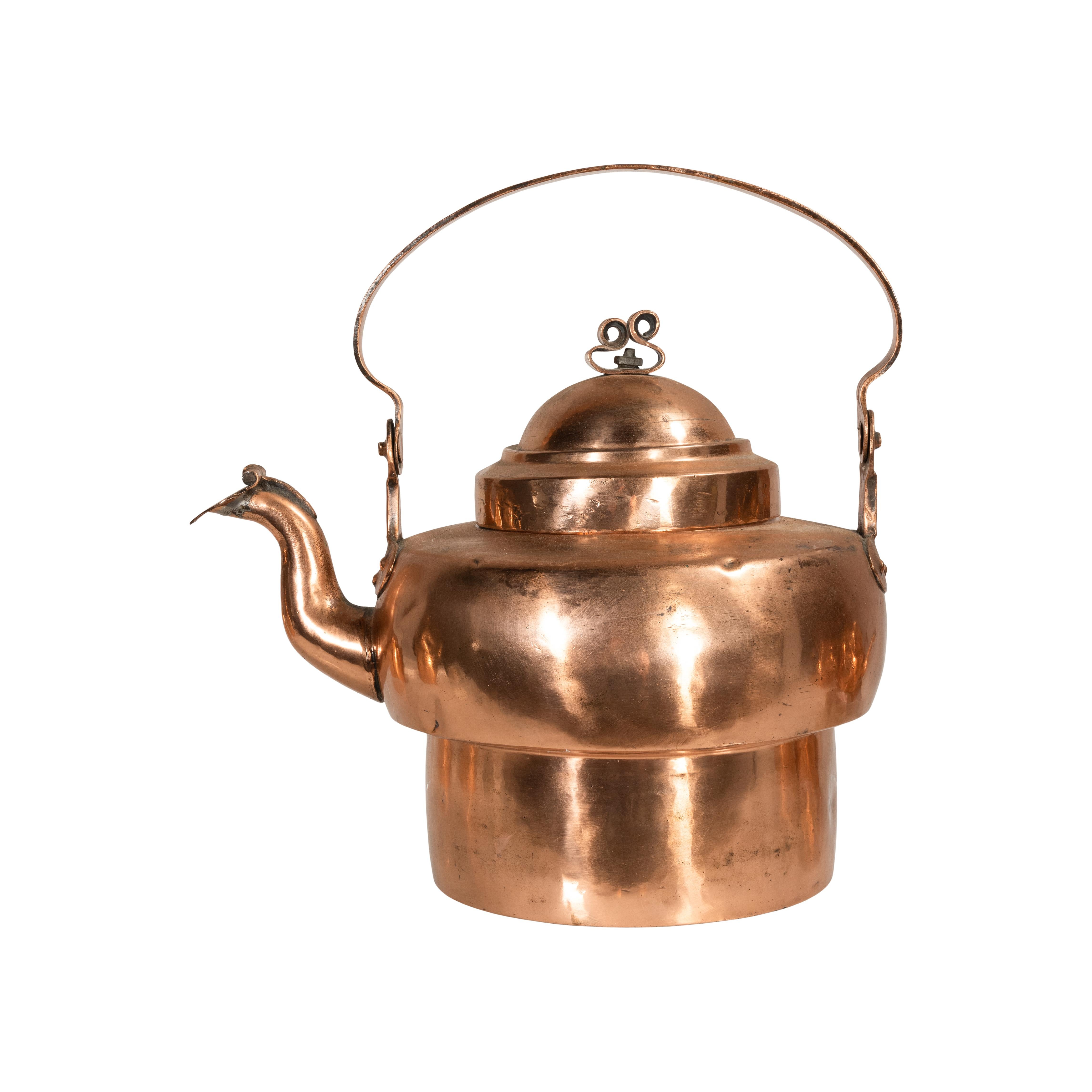 Group of Six 19th Century French Copper Kettles For Sale 2