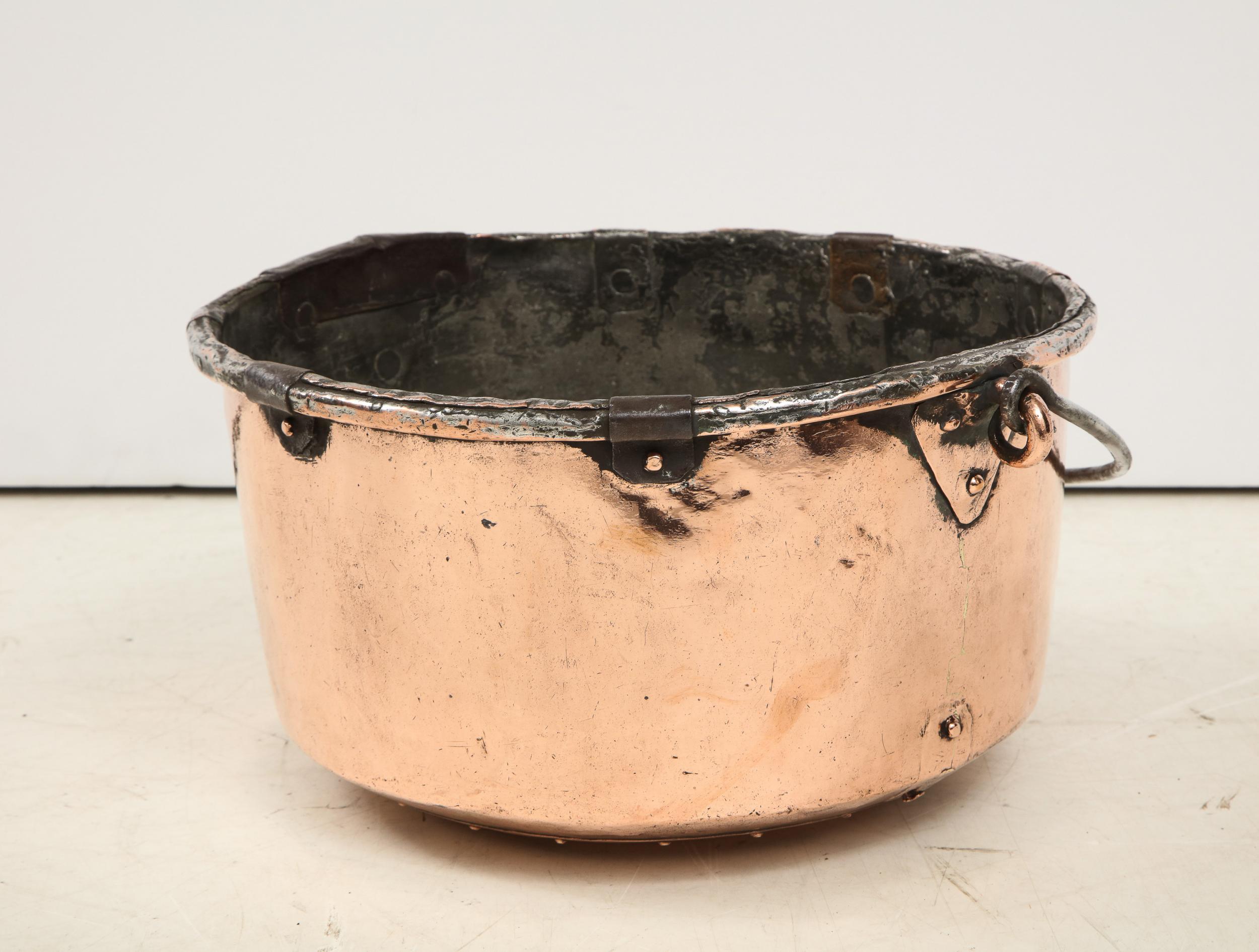 19th Century French Copper Pail For Sale 5