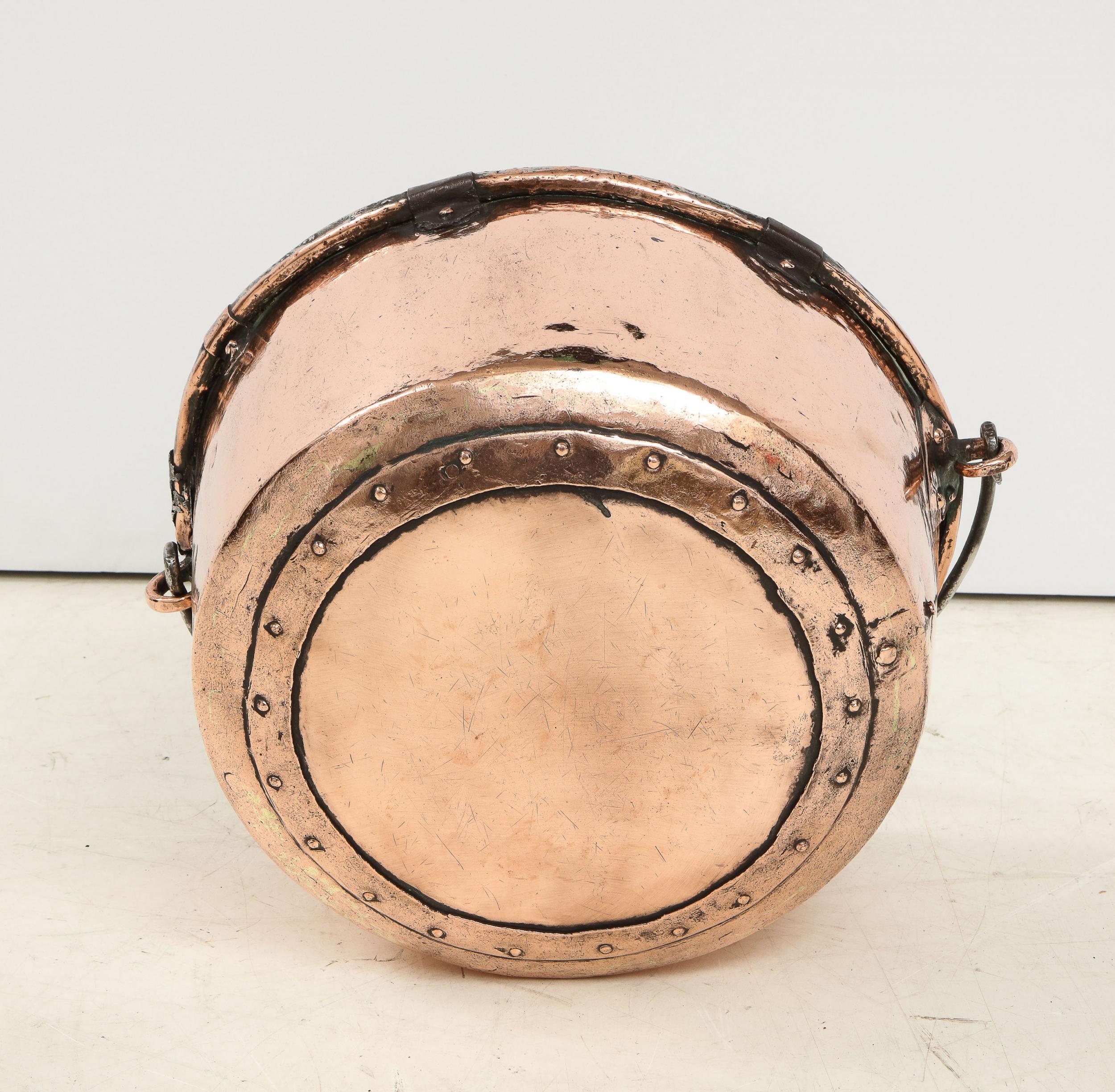 19th Century French Copper Pail For Sale 6