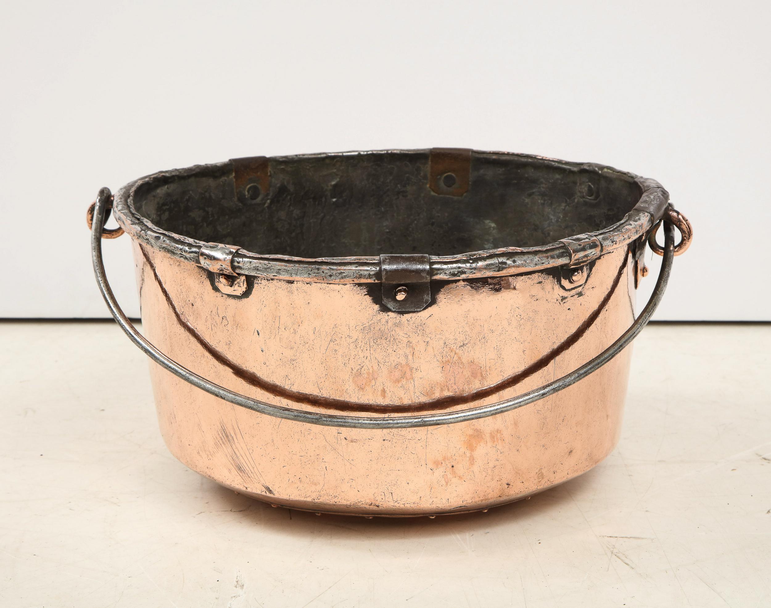 19th Century French Copper Pail For Sale 1