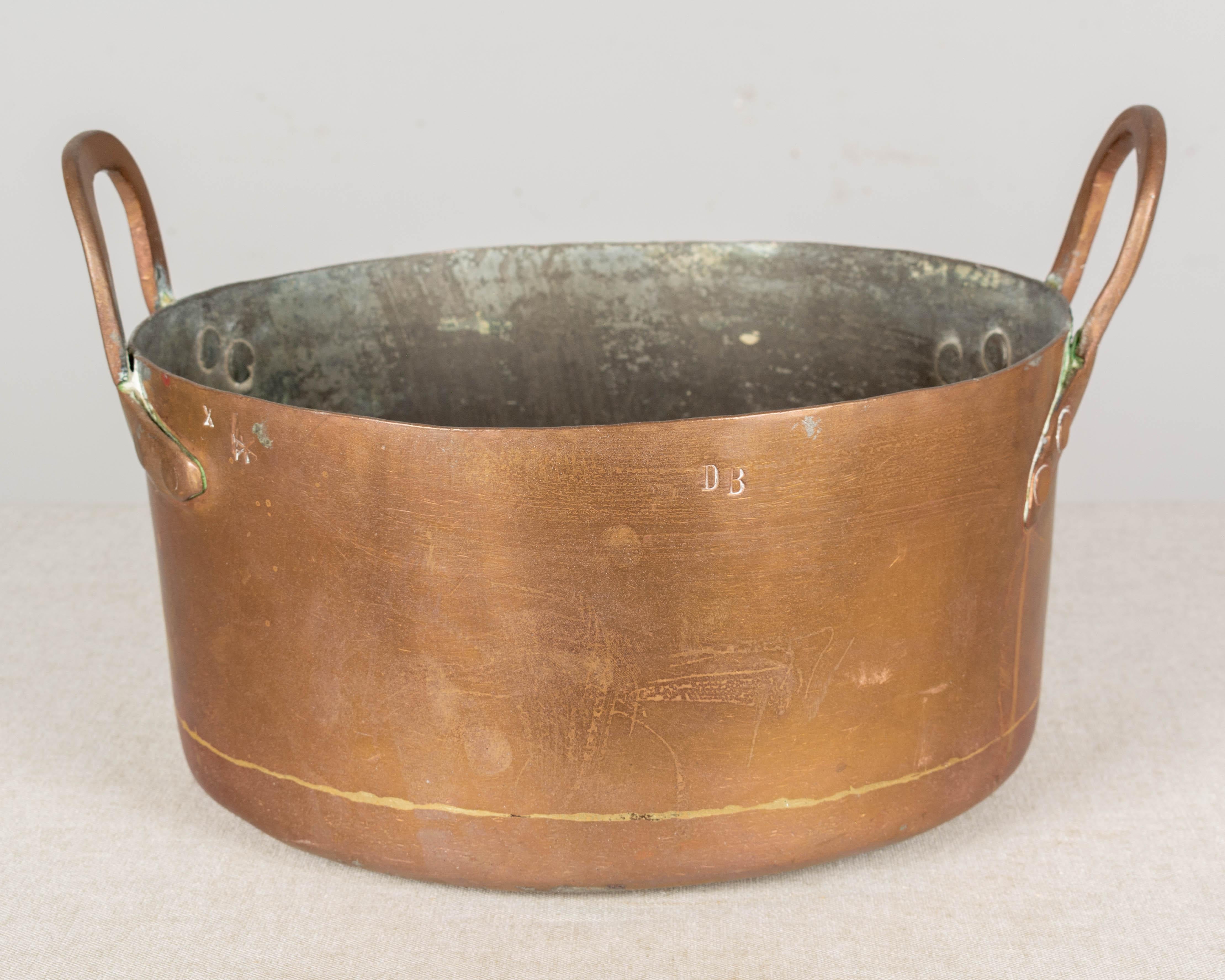 Rustic 19th Century French Copper Pot For Sale