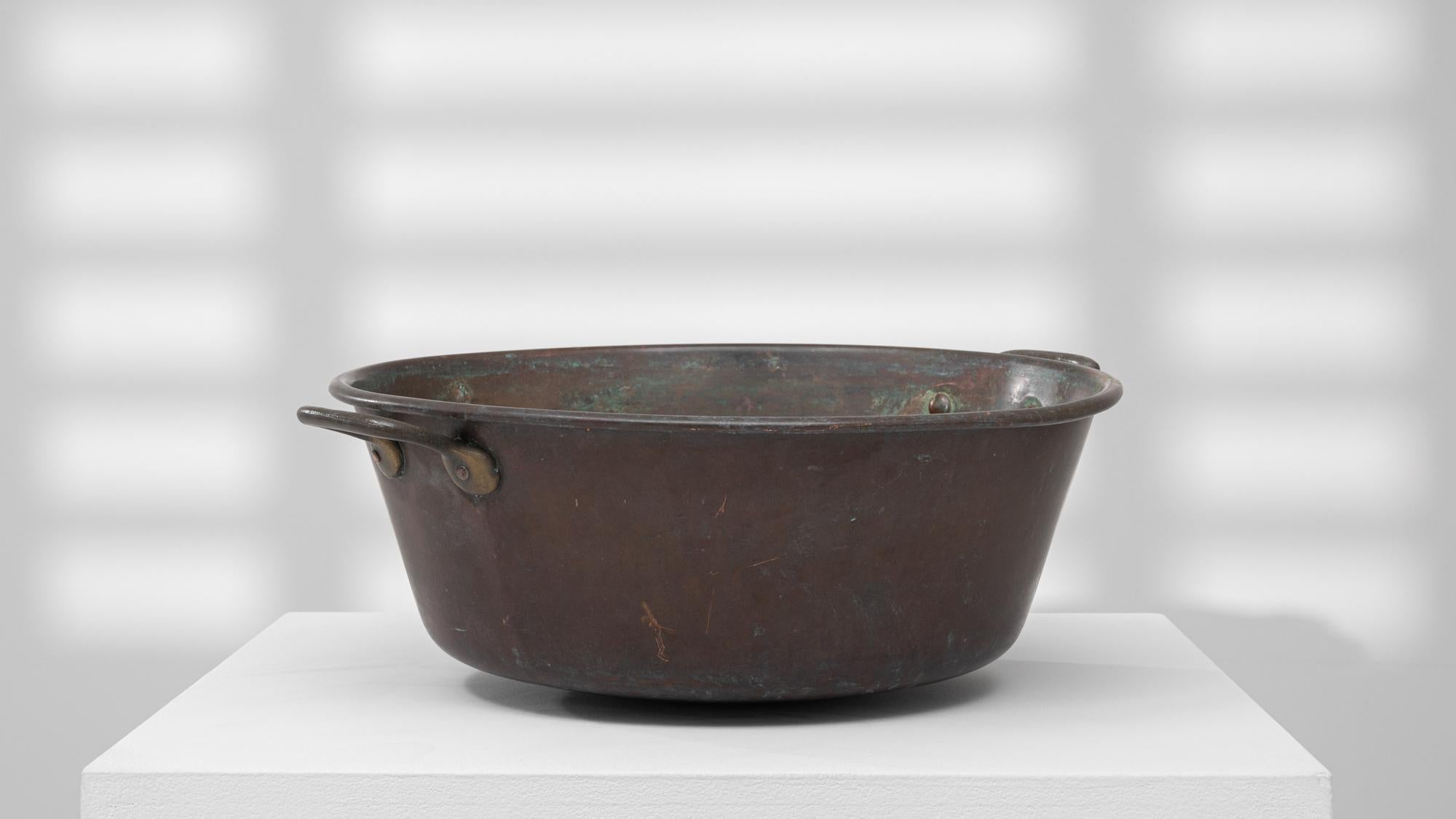 19th Century French Copper Pot en vente 1