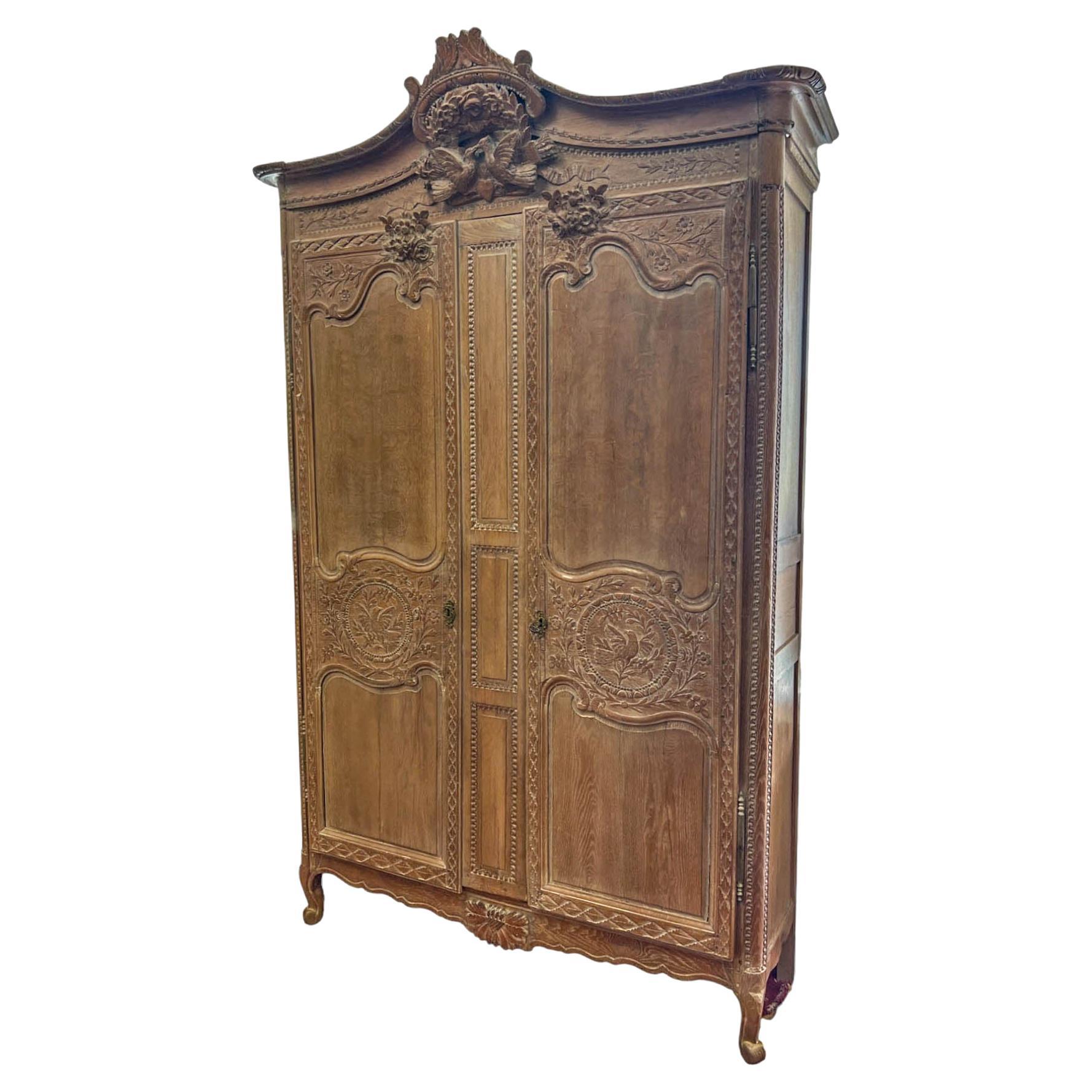 19th Century French Country Armoire in the Norman Style De Bayeux For Sale