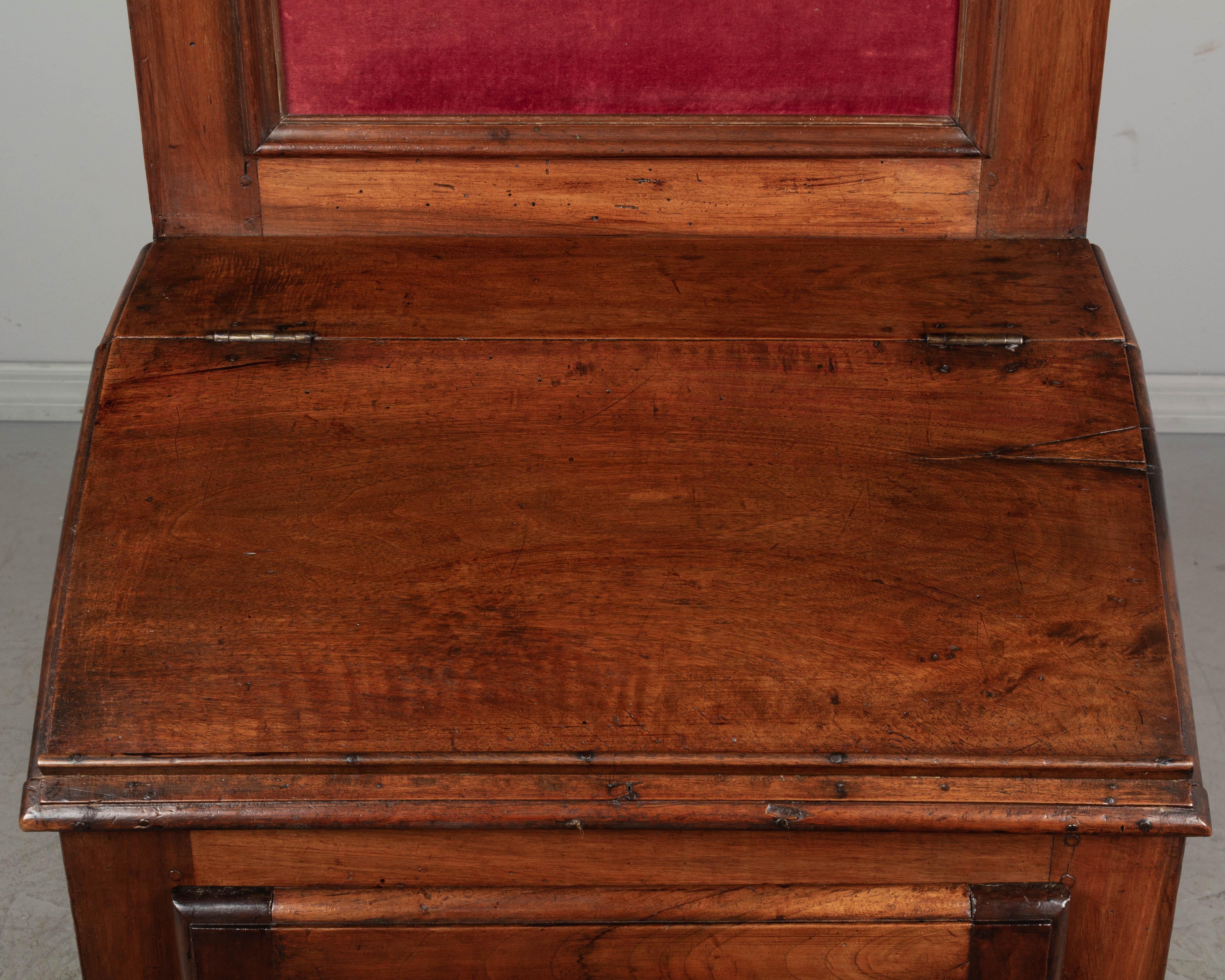 19th Century French Country Cabinet For Sale 2