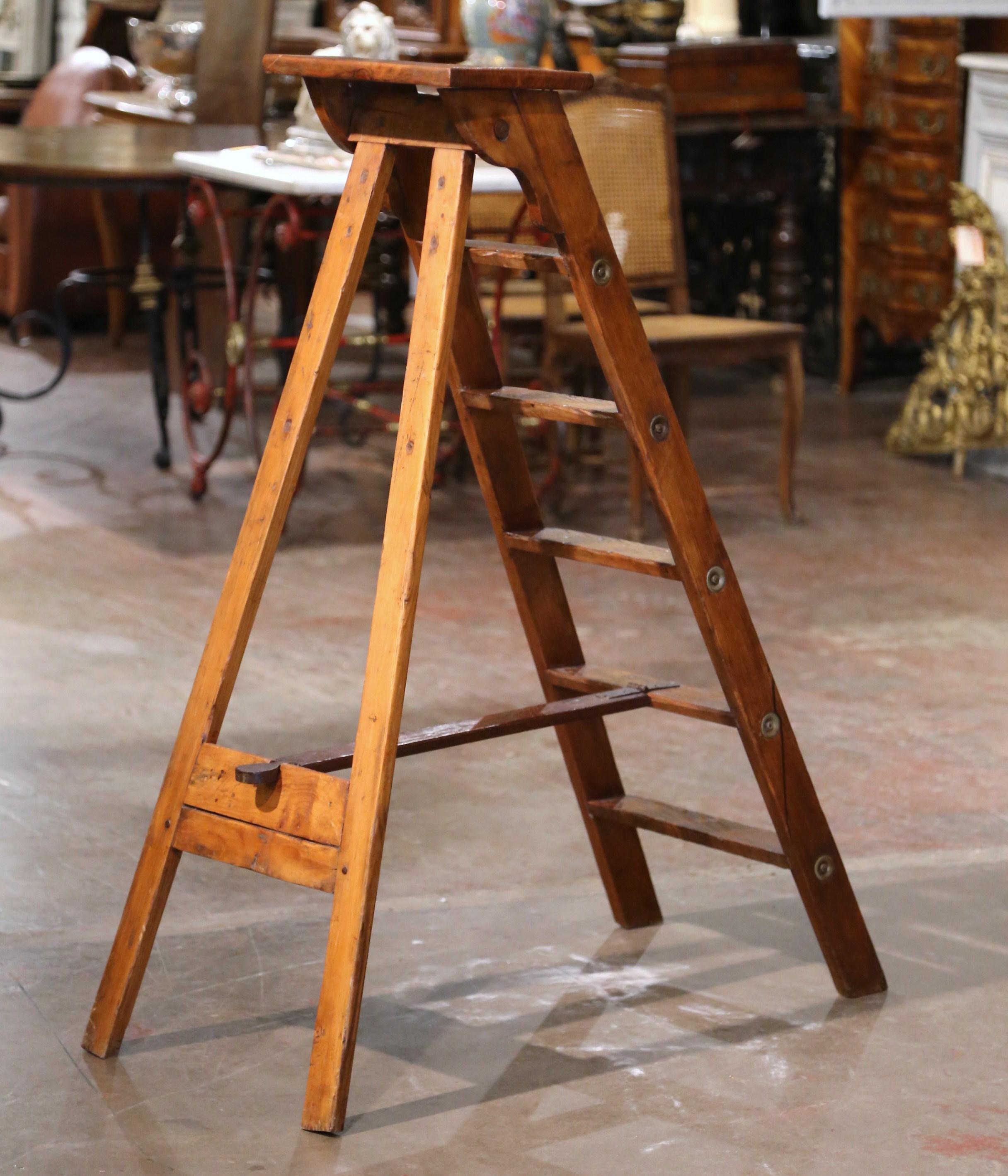 19th Century French Country Carved Pine Folding Library Step Ladder In Excellent Condition In Dallas, TX
