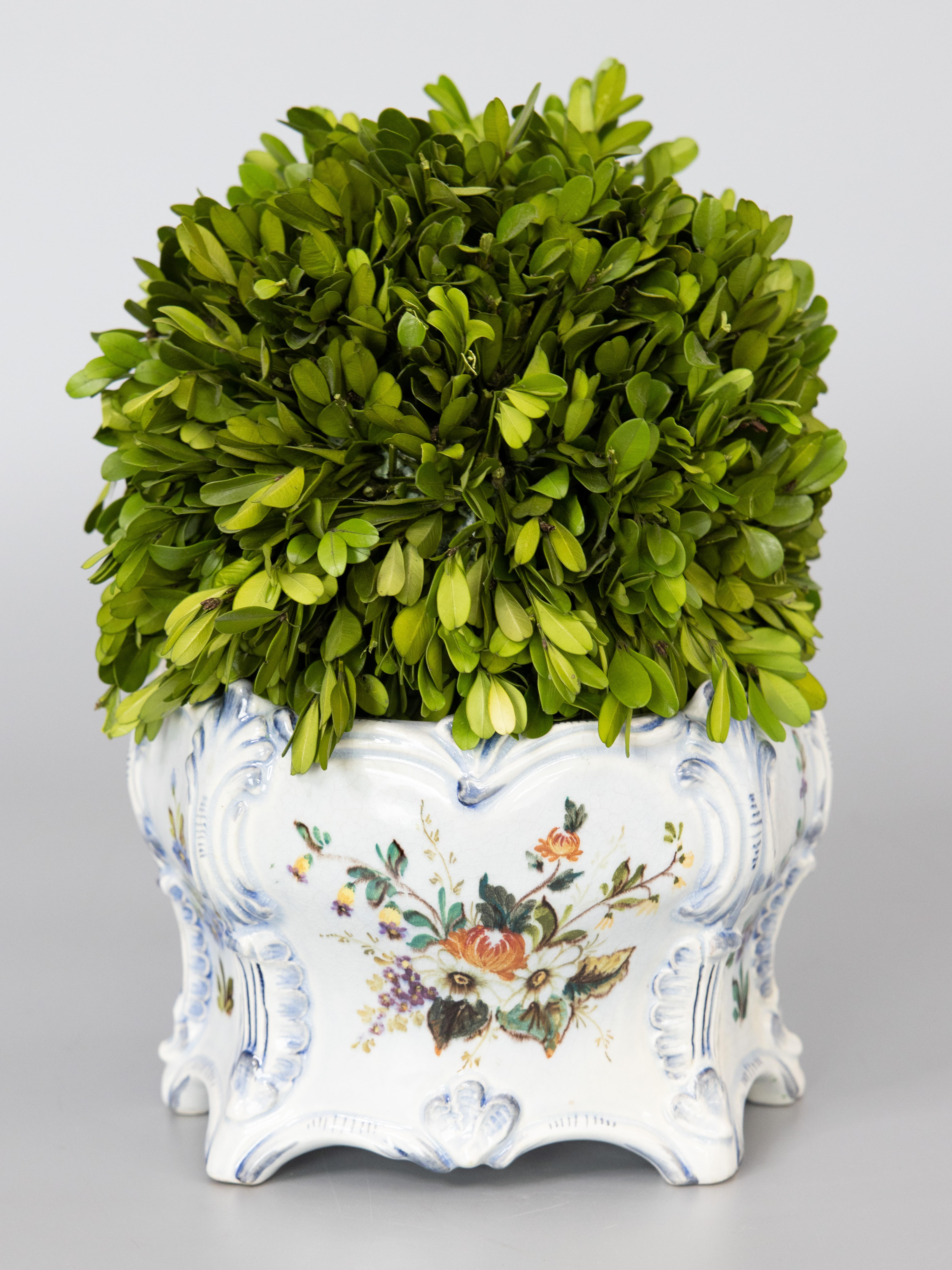19th Century, French Country Floral Faience Cachepot Jardiniere Planter For Sale 3