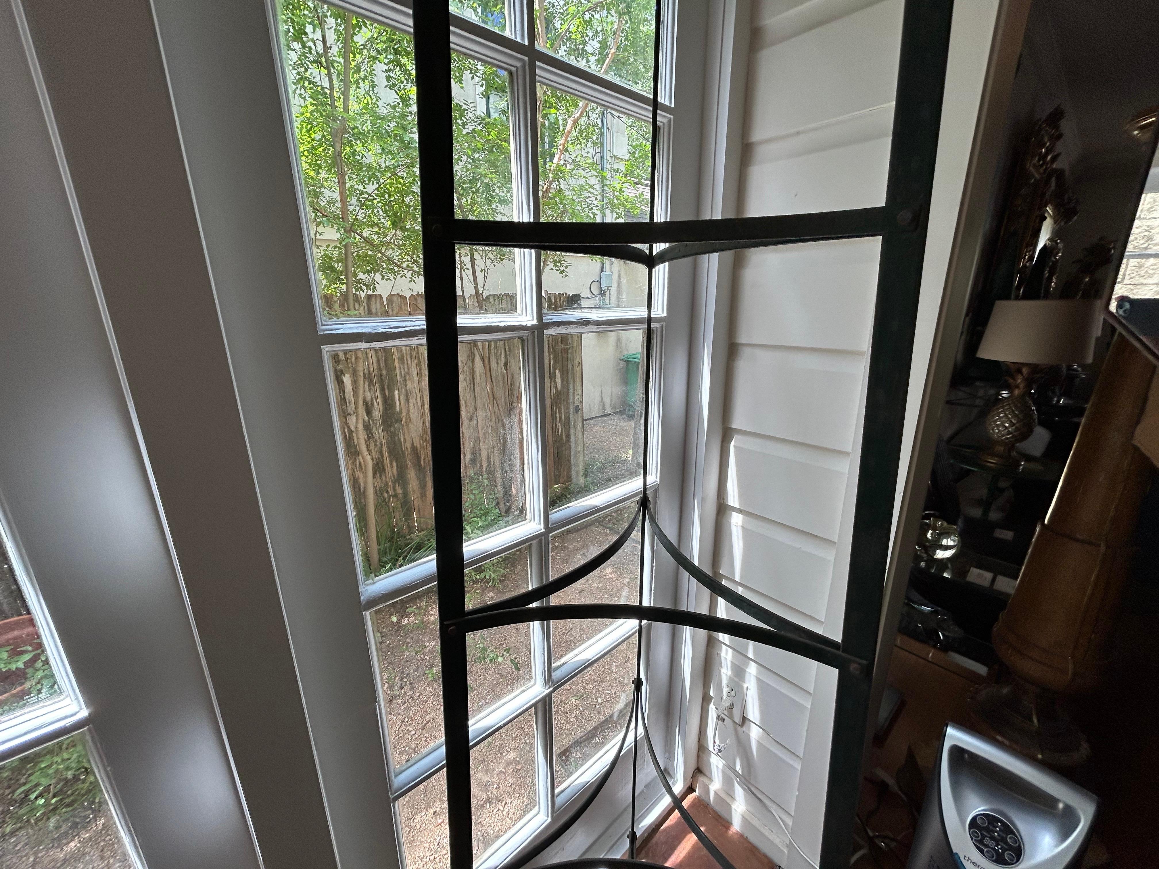 19th Century French Country Iron Pot Stand Or Rack For Sale 2