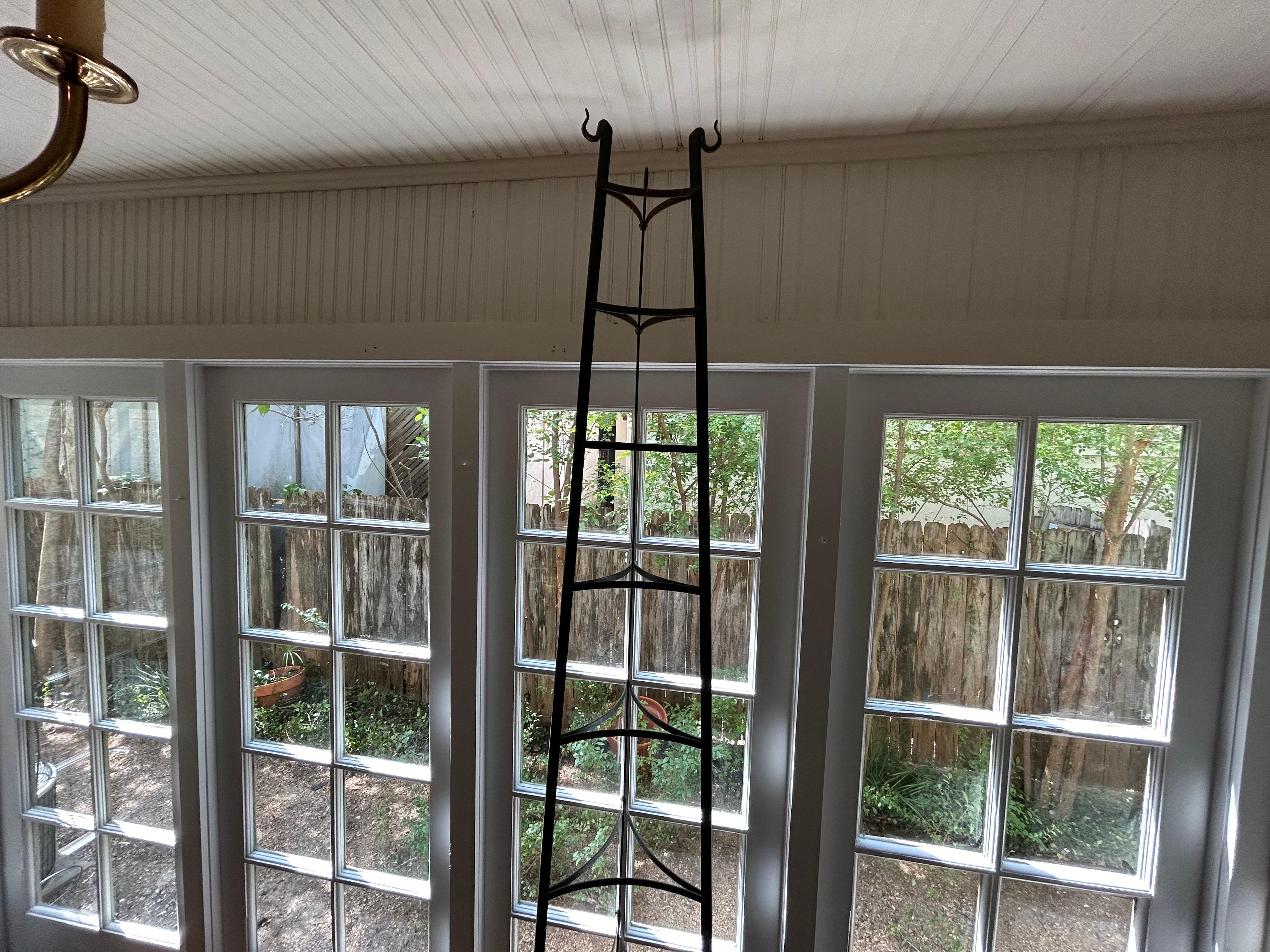 19th Century French Country Iron Pot Stand Or Rack For Sale 4