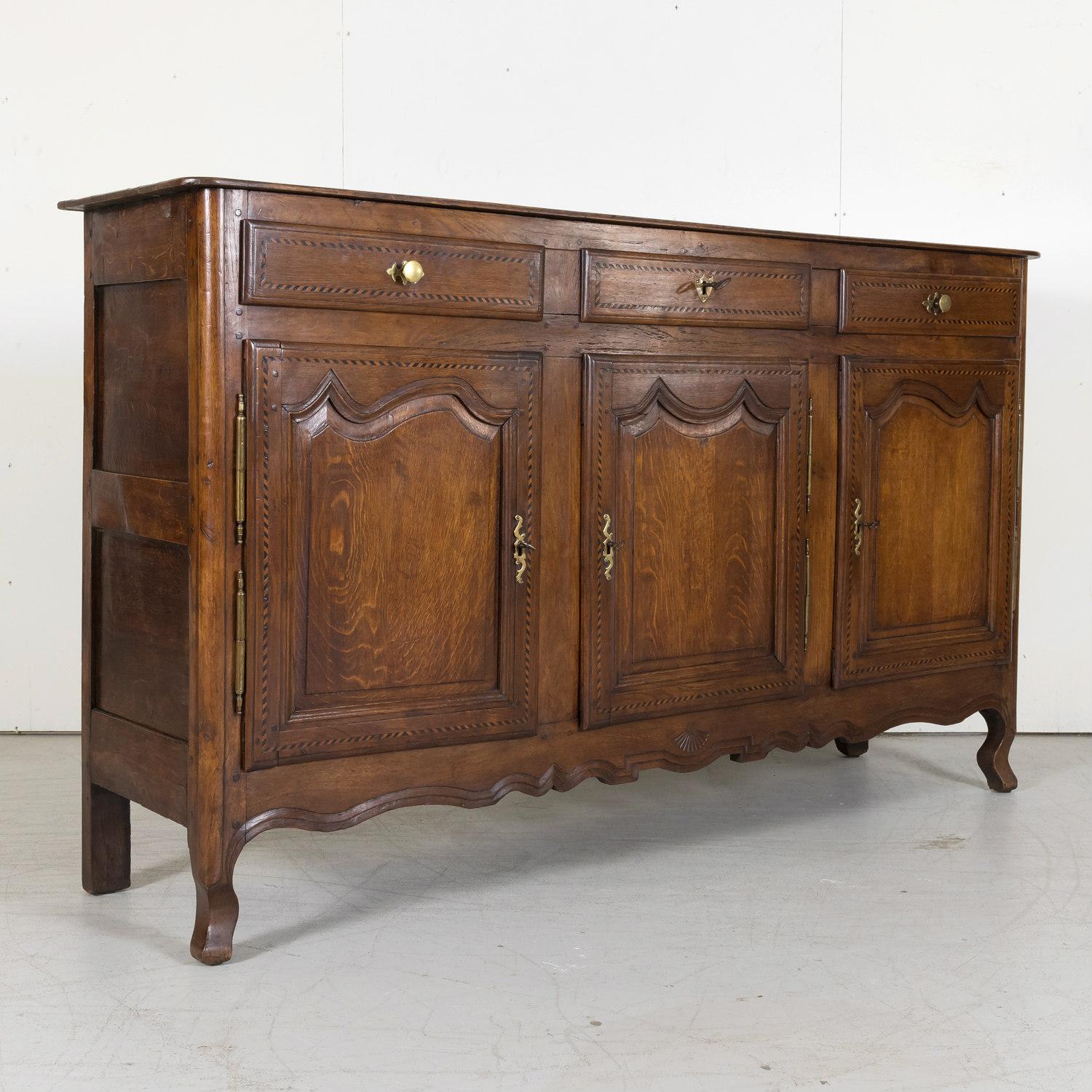 19th Century French Country Louis XV Style Oak Enfilade Buffet with Marquetry In Good Condition In Birmingham, AL