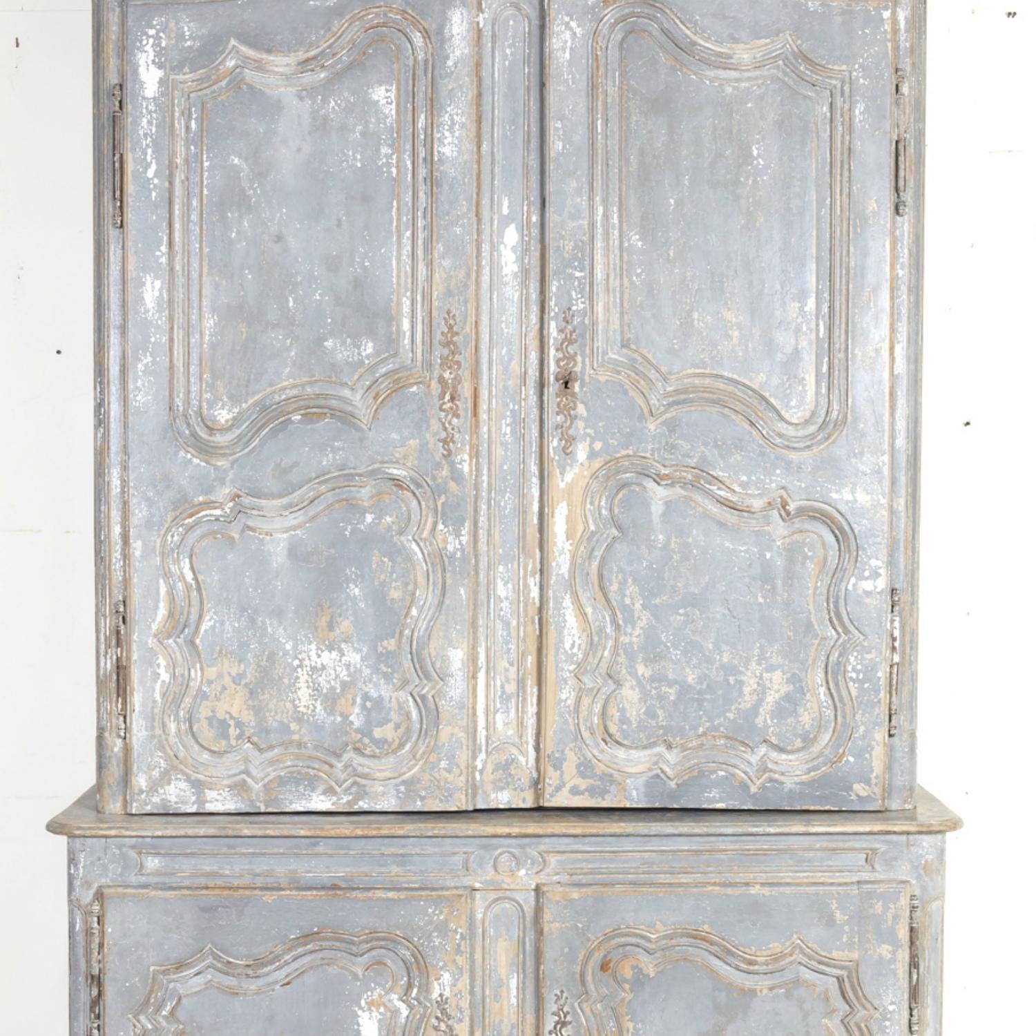 19th Century French Country Louis XV Style Painted Chateau Buffet Deux Corps In Good Condition In Birmingham, AL
