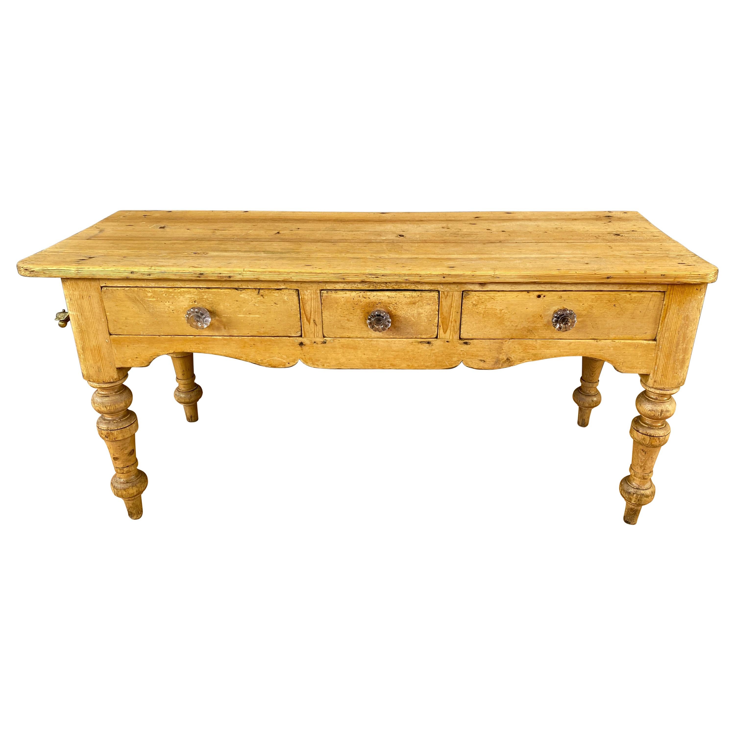19th Century French Country Pine Farmhouse Table
