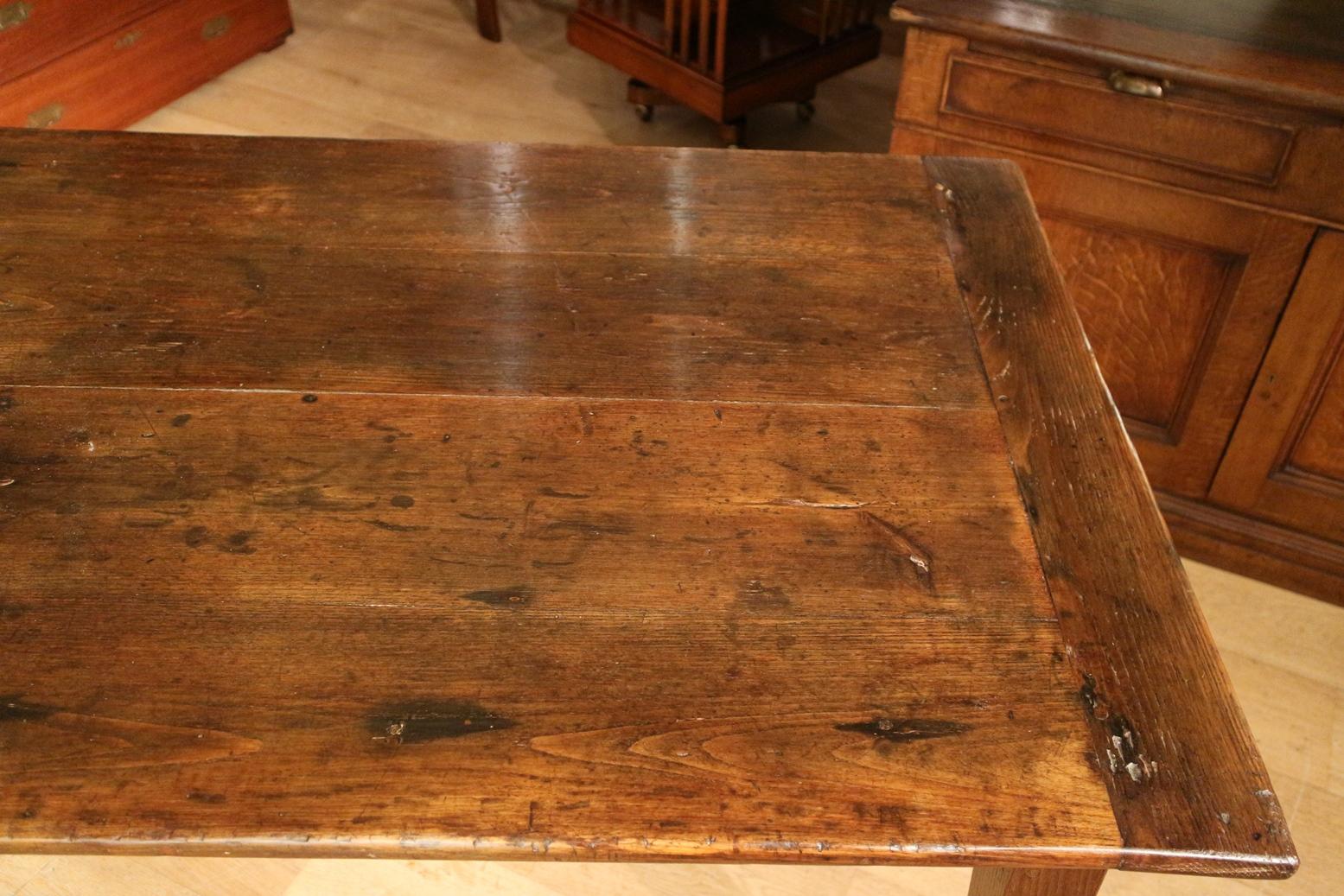 19th Century French Country Table In Good Condition In Eindhoven, NL