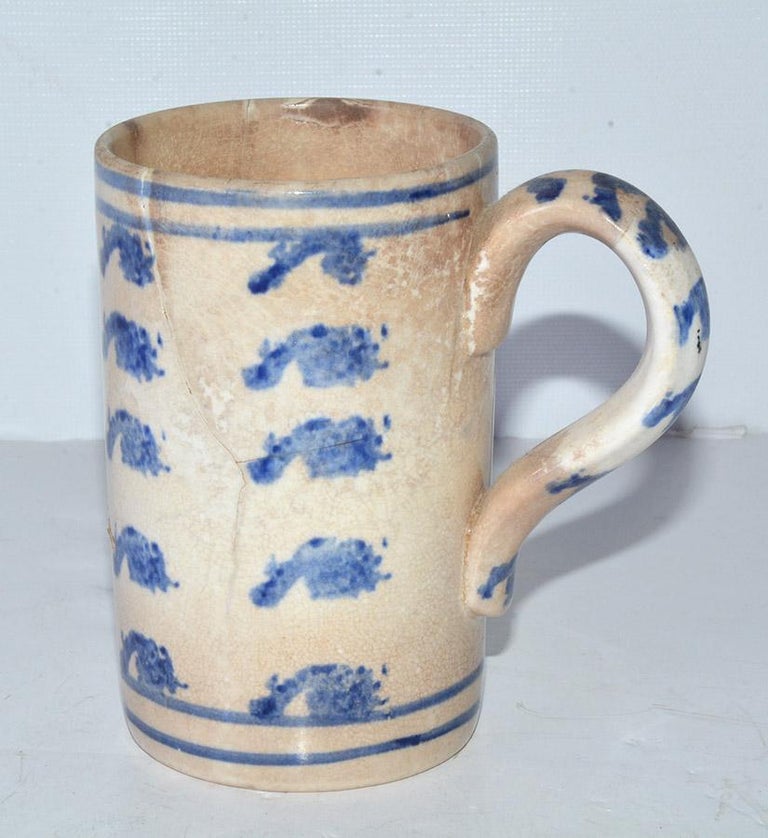 Country 19th Century French Creamware Mug For Sale
