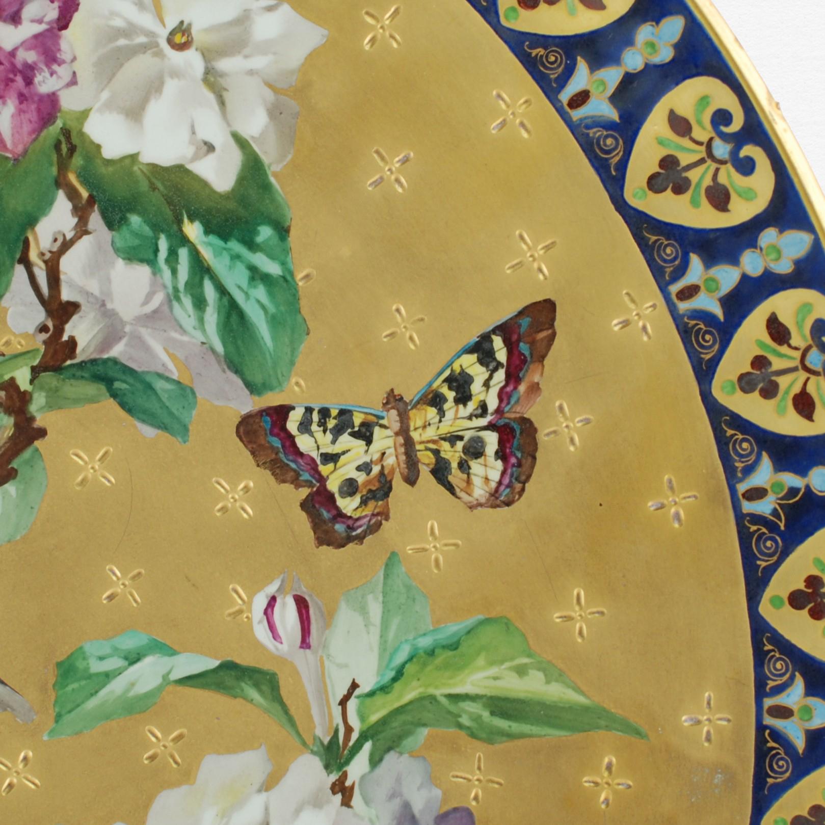 19th Century French Creil & Montereau Hand Painted Aesthetic Movement Charger For Sale 2