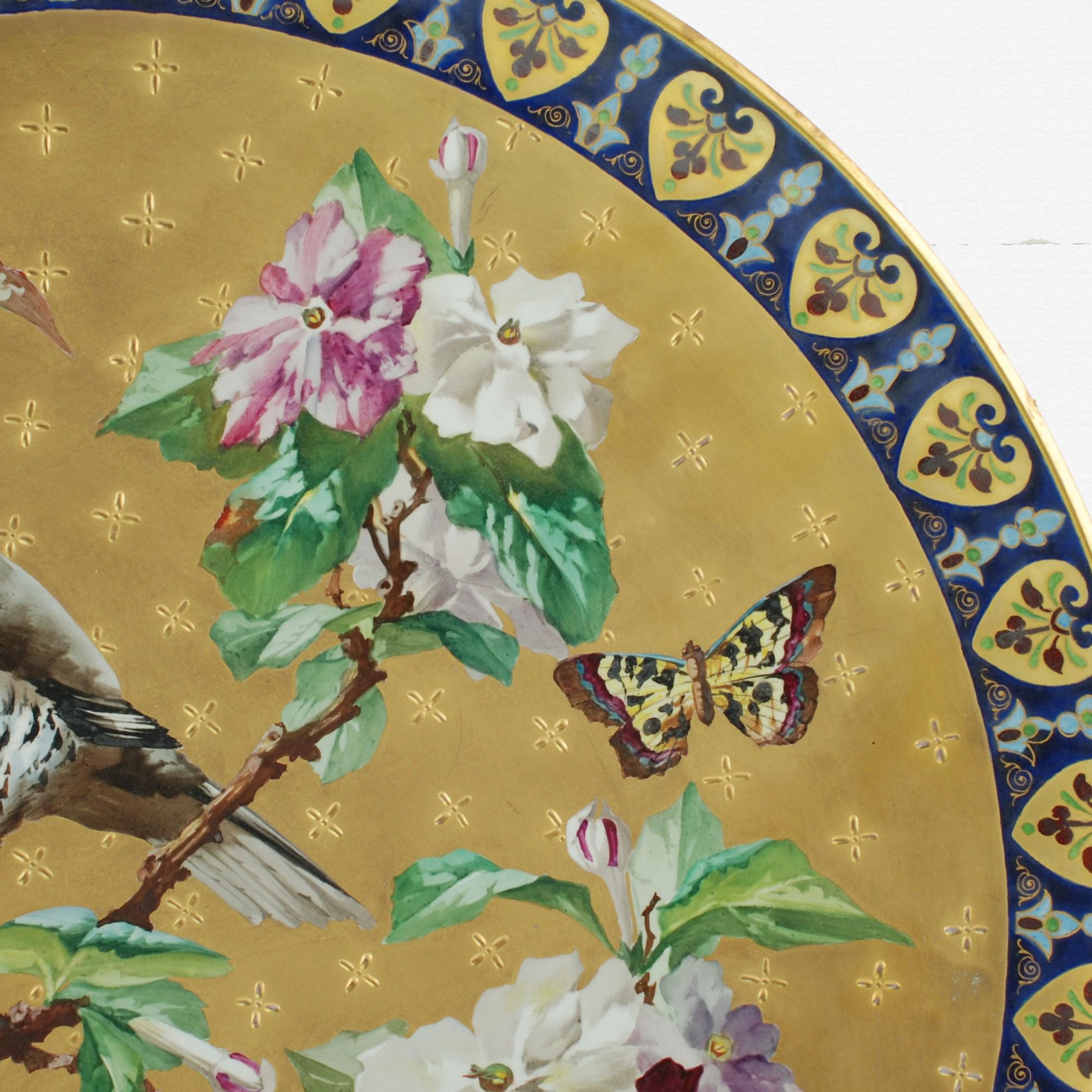 19th Century French Creil & Montereau Hand Painted Aesthetic Movement Charger For Sale 1