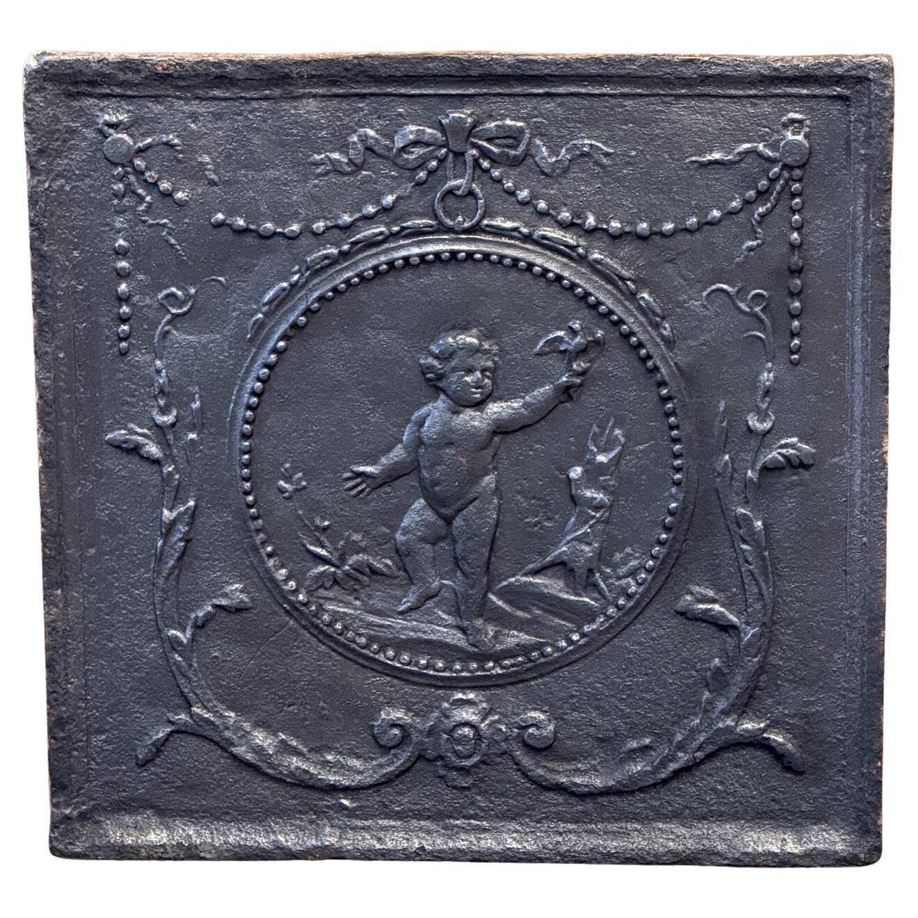 Rivestimento per caminetto francese "Cupido" del XIX secolo, periodo neoclassico.