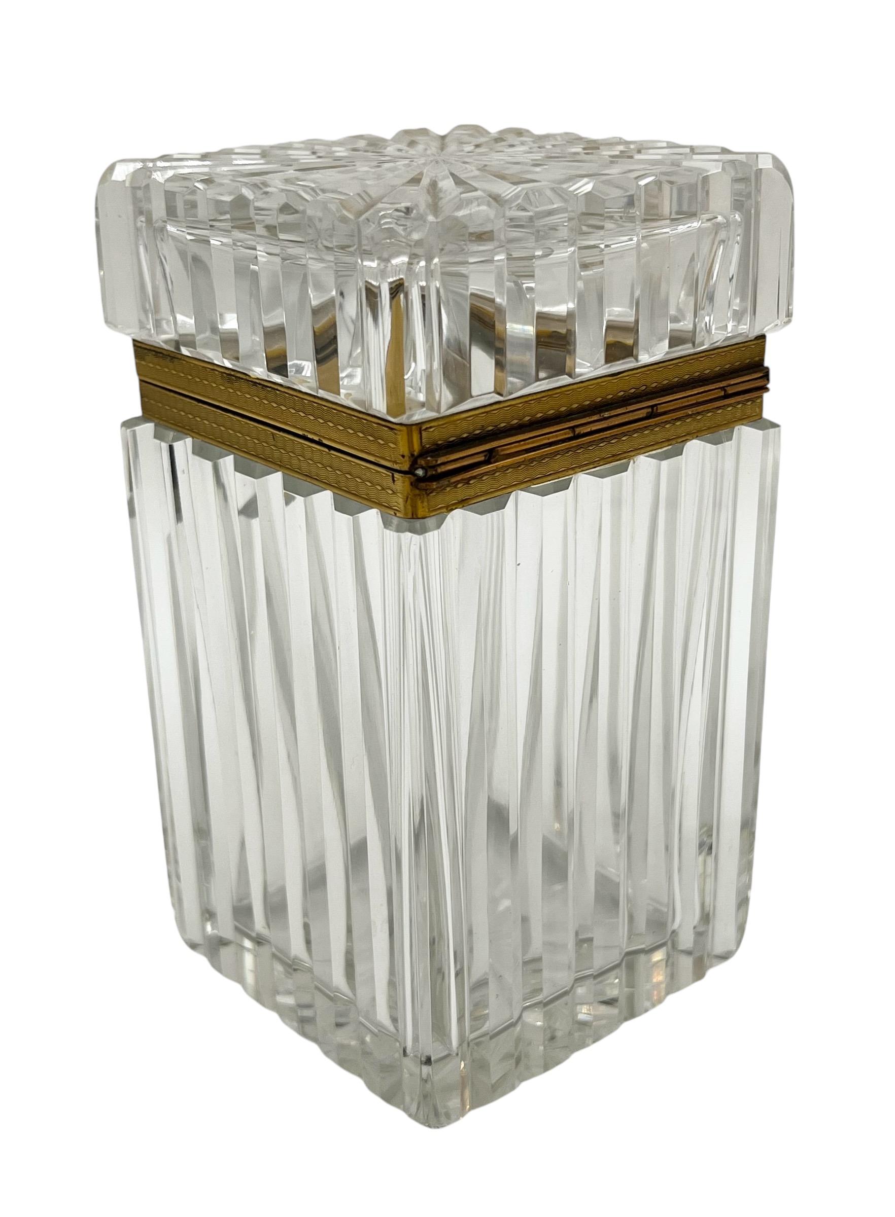 19th Century French Cut Crystal Casket Box with Ormolu Mounts In Good Condition For Sale In New York, NY