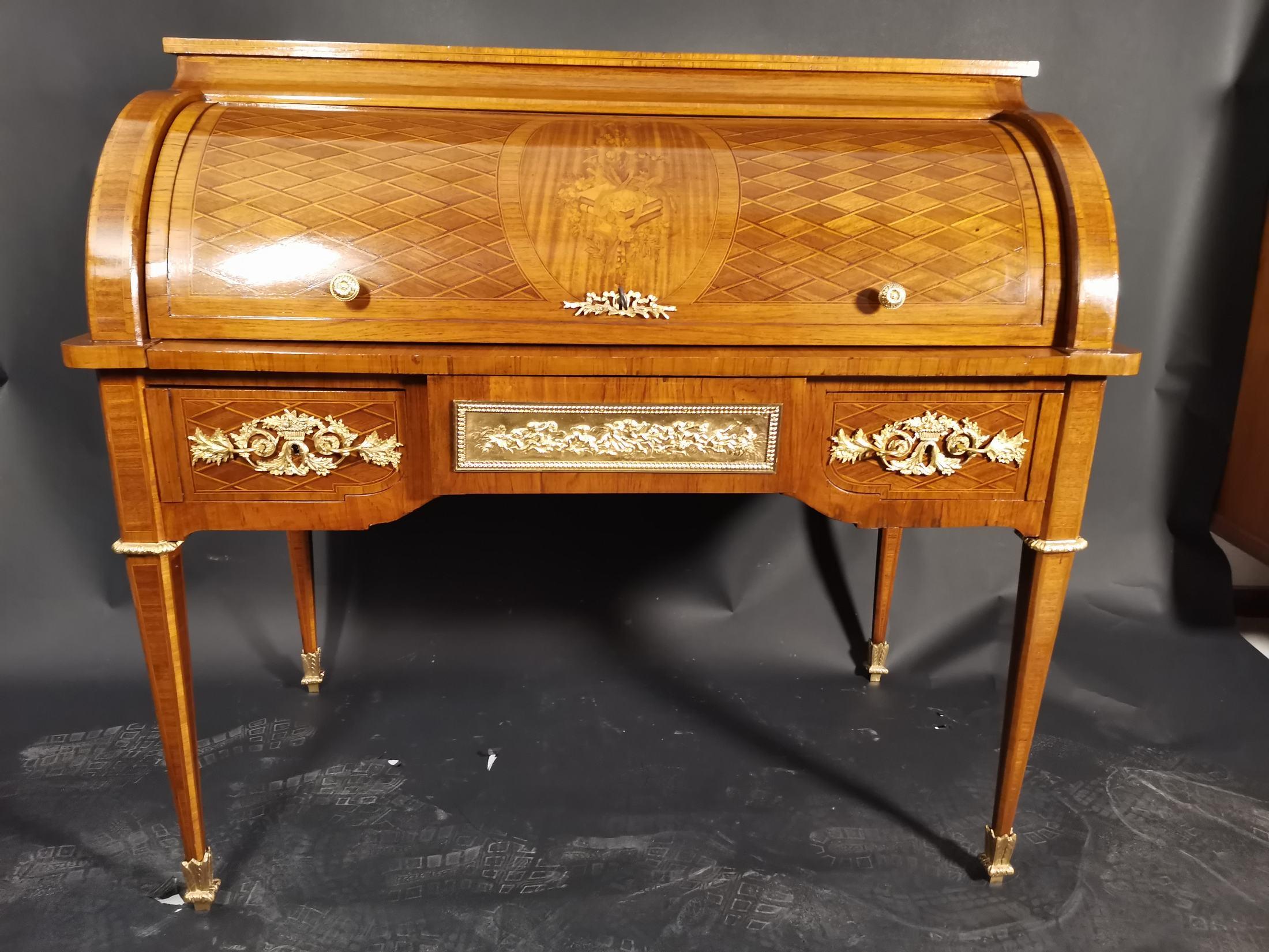 19th Century French Cylinder Desk in Louis XVI Style Marquetry For Sale 5