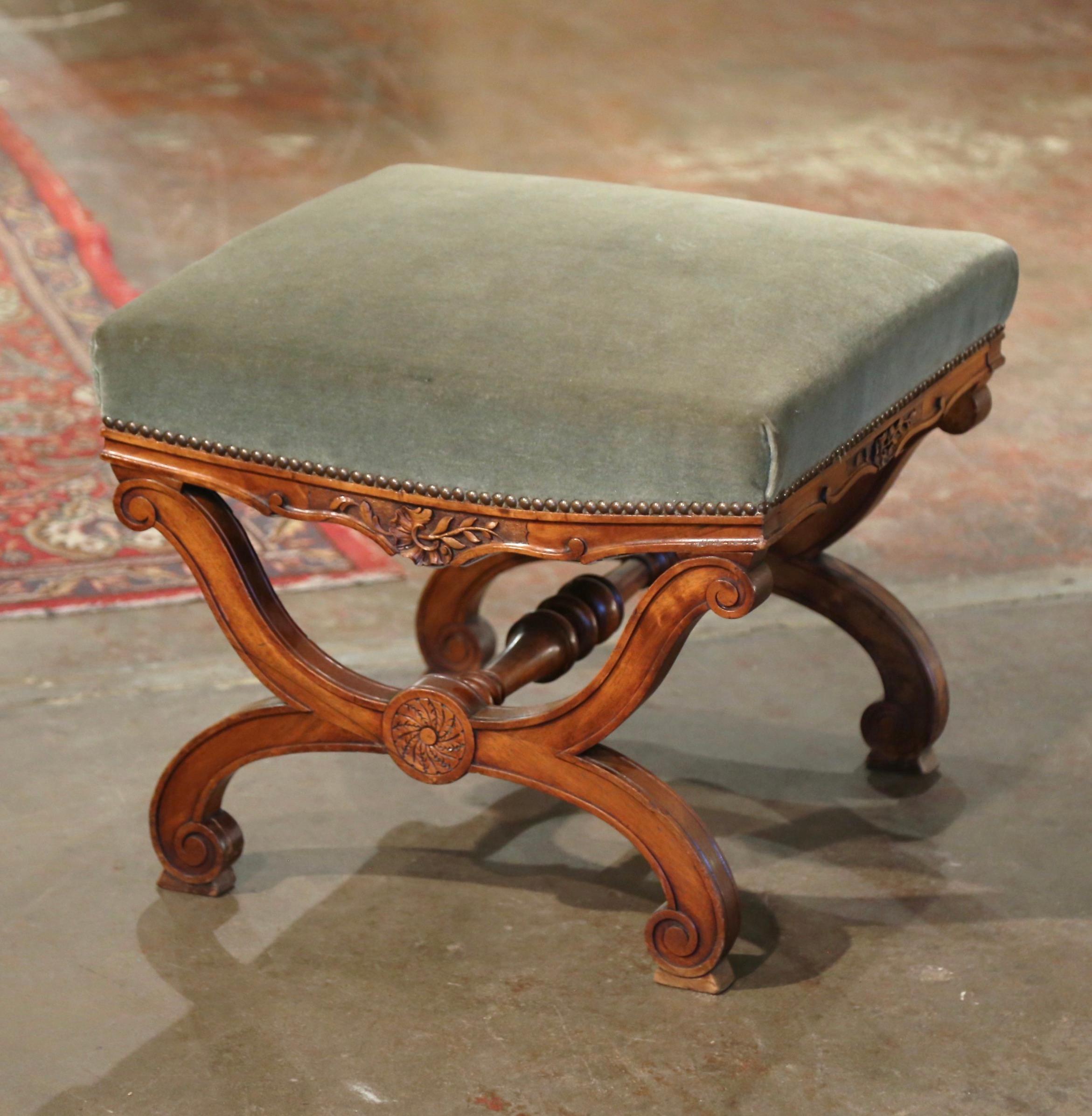 19th Century French Dagobert Carved Walnut Curule Stool with Green Velvet 1