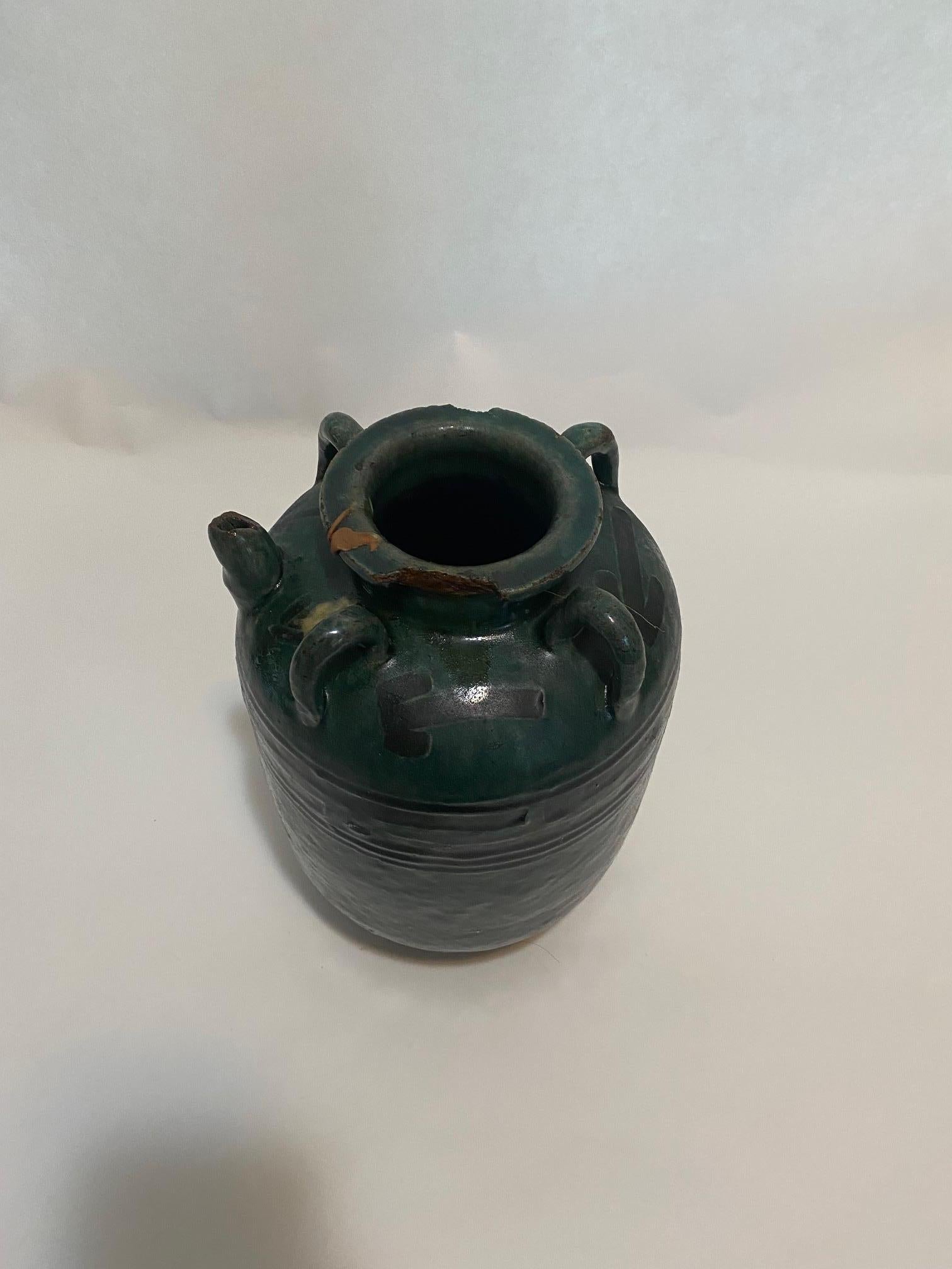Salero francés del siglo XIX esmaltado en verde oscuro y negro Francés en venta
