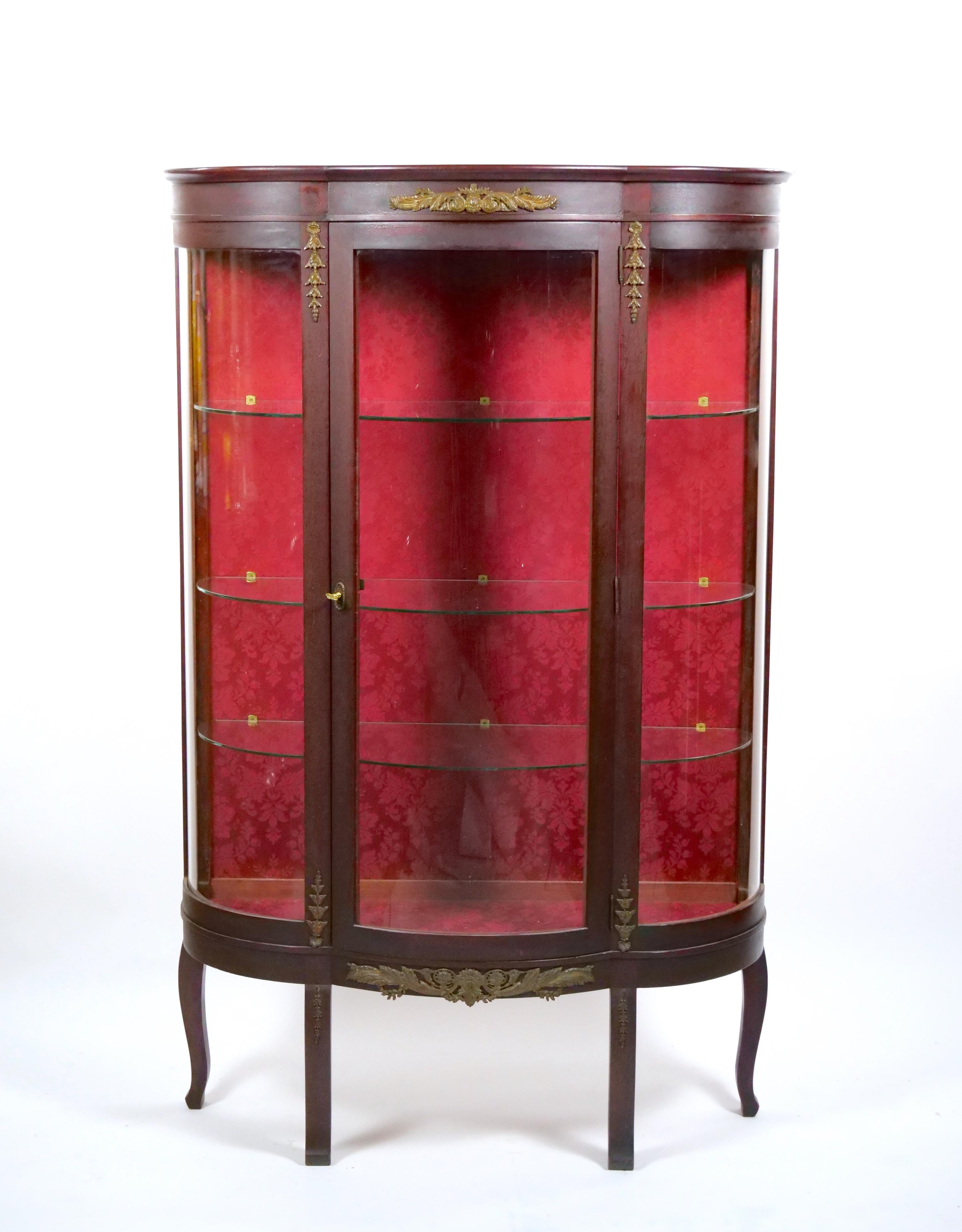 19th Century French Demilune Vitrine Display Cabinet For Sale 1