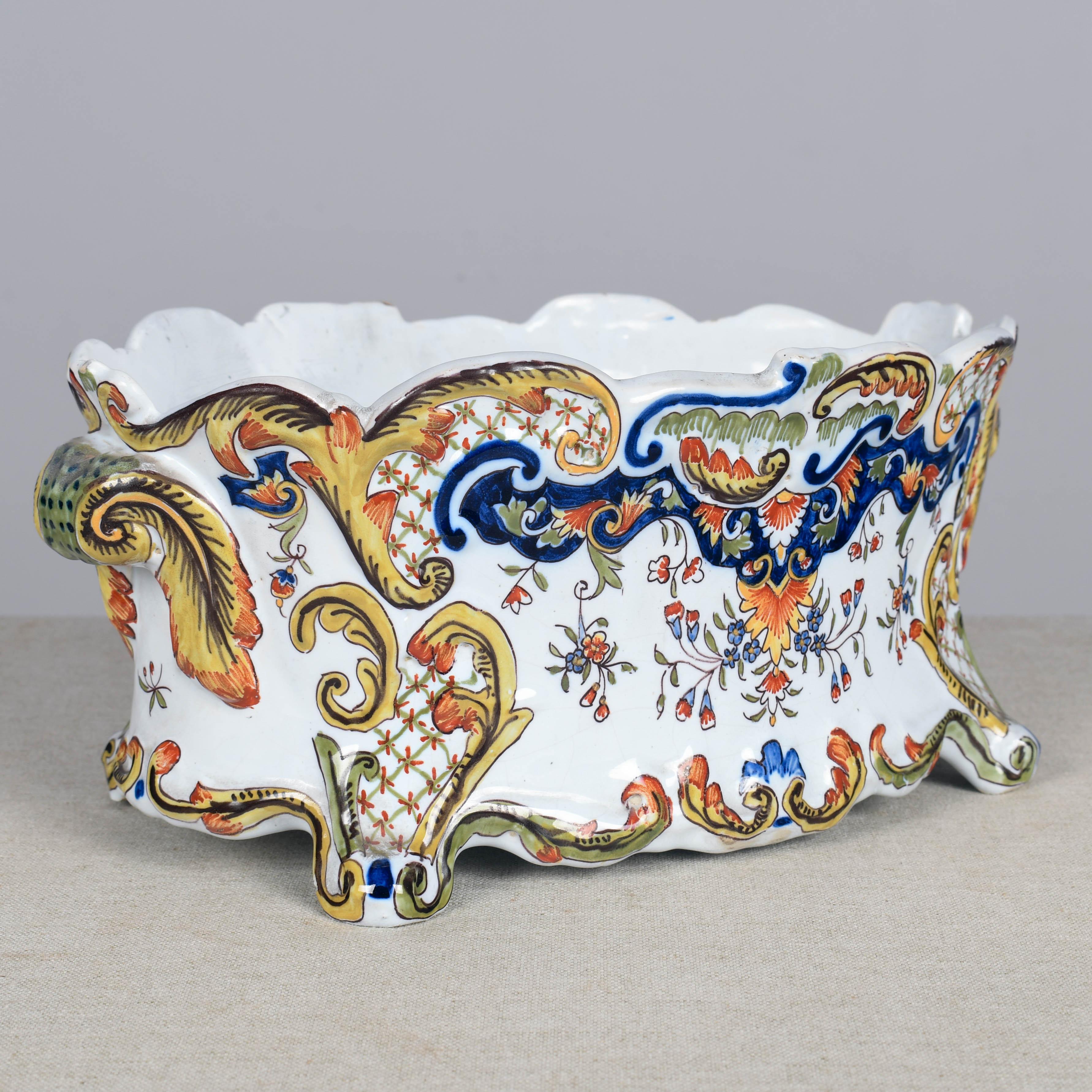 Jardinière e vaso di Desvres Faience francese del XIX secolo in vendita 3