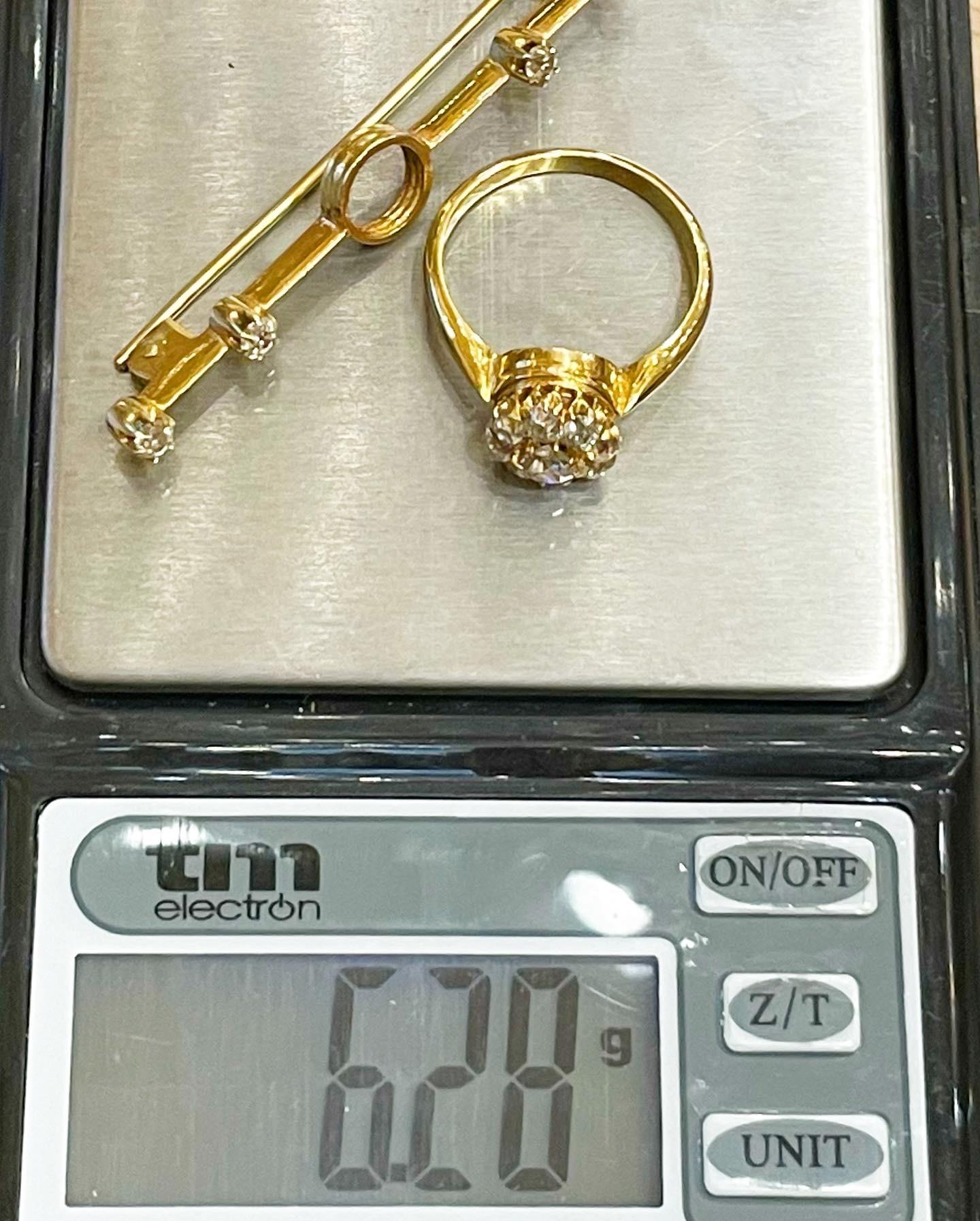 19th Century French Diamond 18K Yellow Gold Removable Set, Ring and Brooch  8