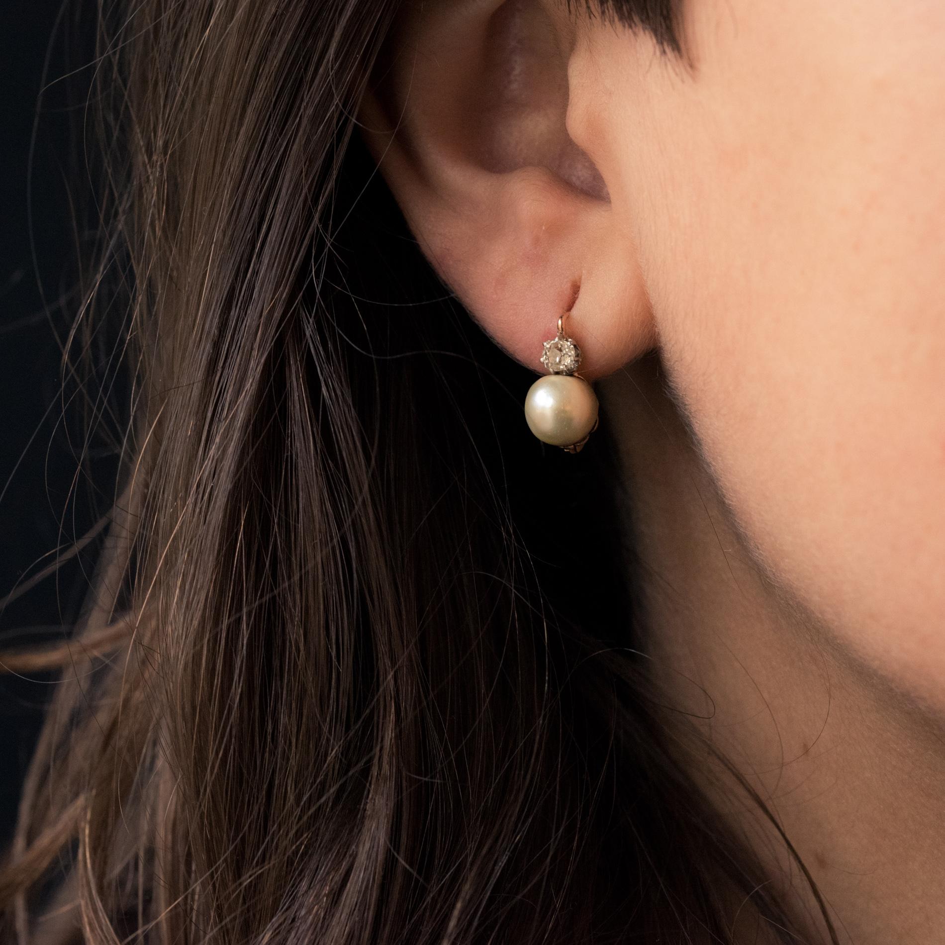 Set di orecchini e anelli di perle naturali con diamanti francesi del XIX secolo in vendita 4