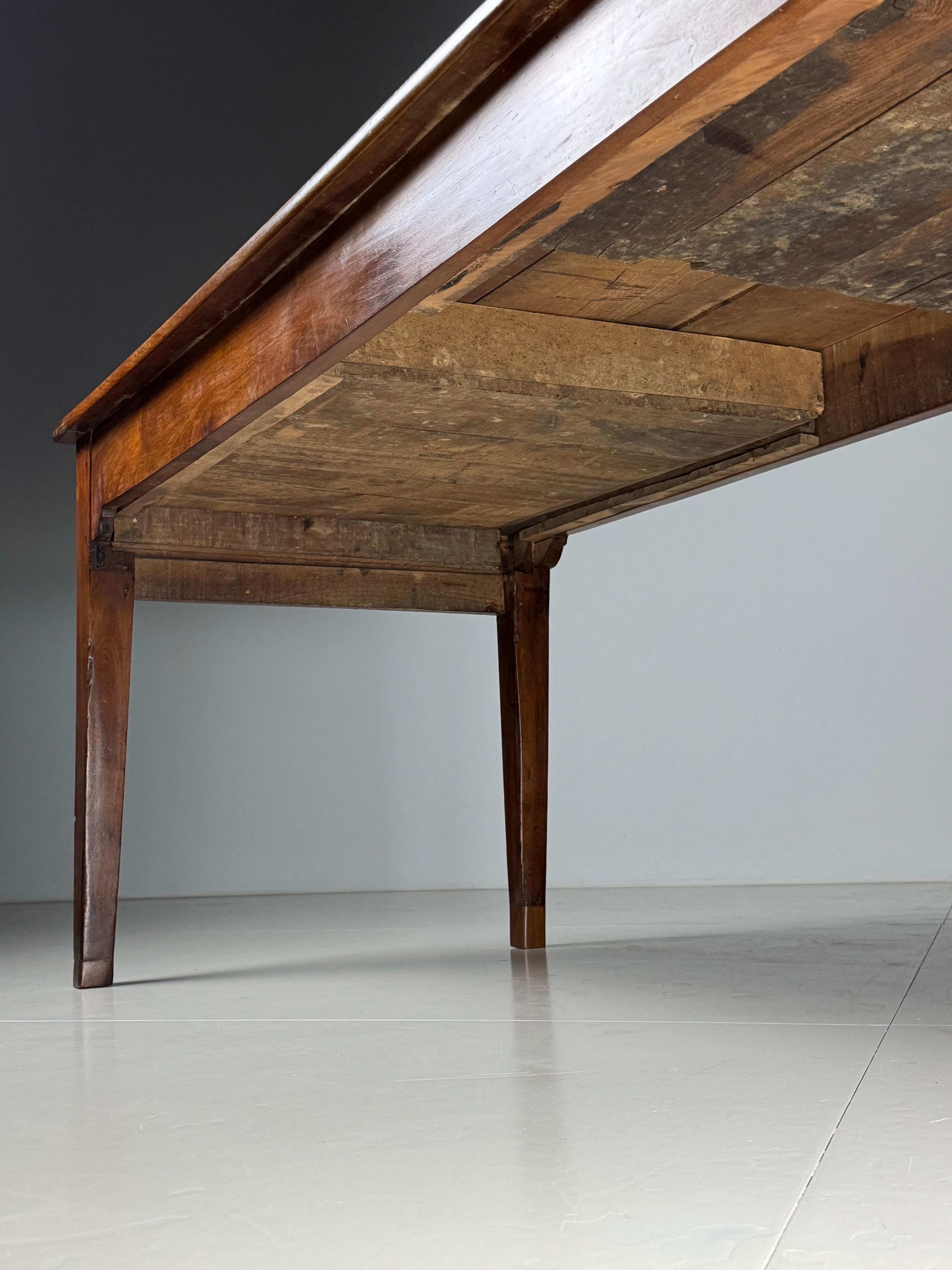 Table de salle à manger française du 19ème siècle 203cm en vente 6