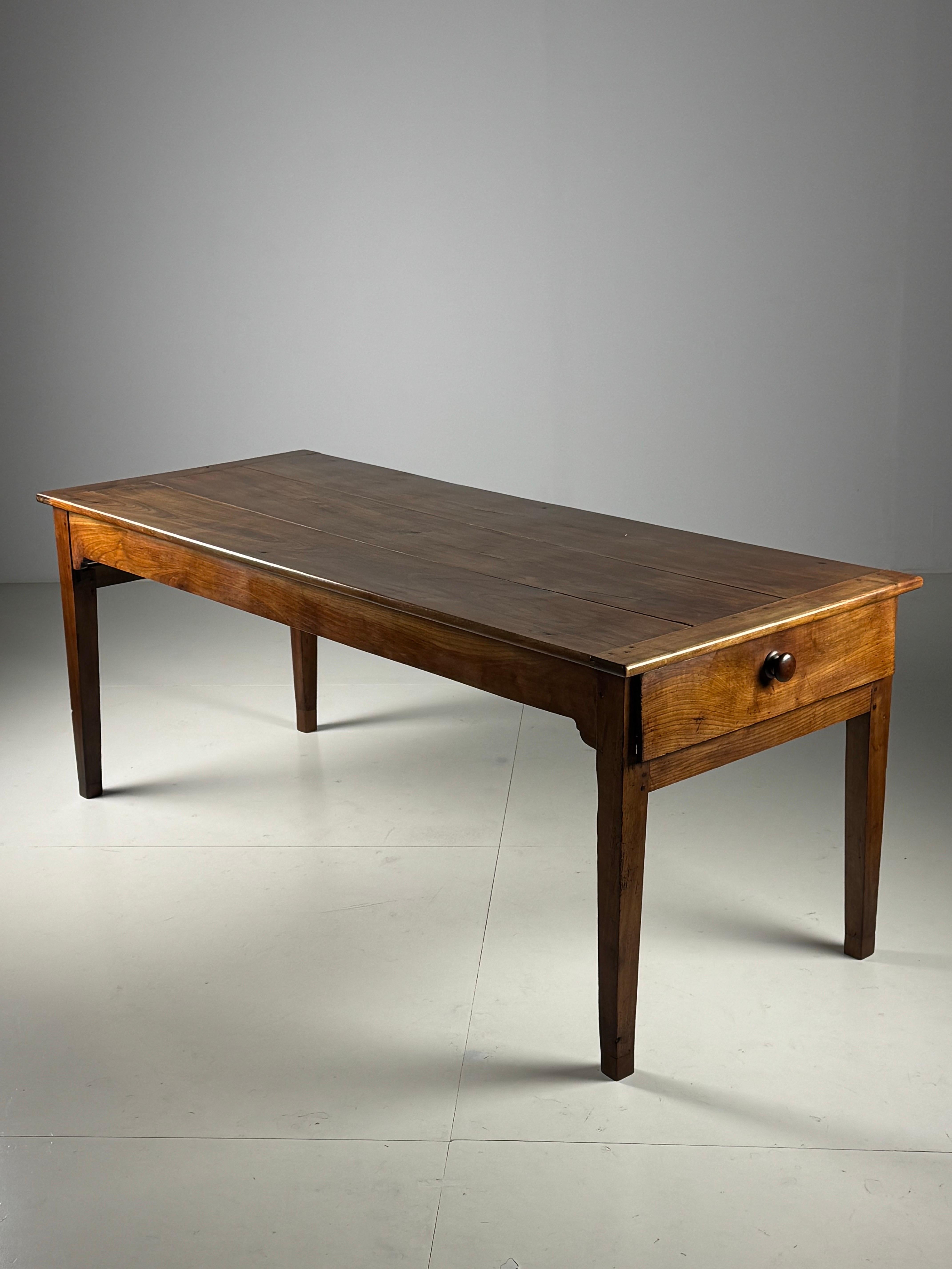 XIXe siècle Table de salle à manger française du 19ème siècle 203cm en vente