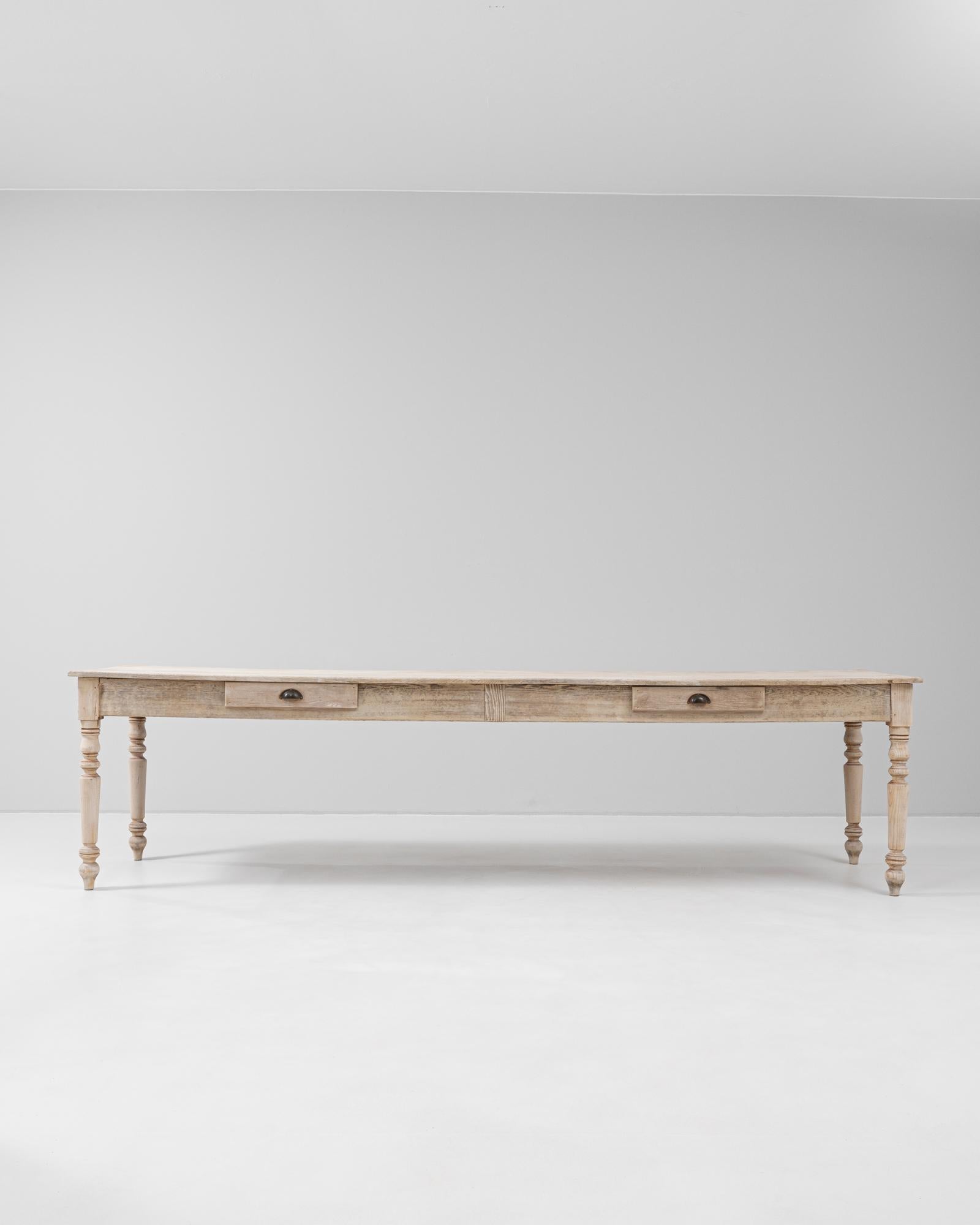 19th Century French Dining Table en Bueno estado para la venta en High Point, NC