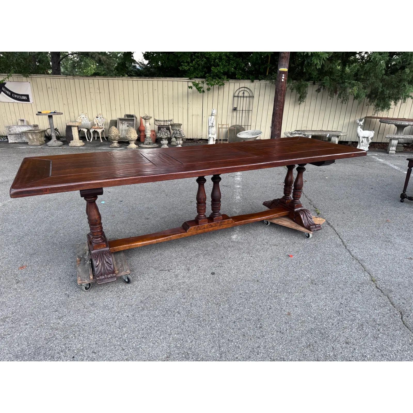 Table de salle à manger française du 19e siècle en vente 1