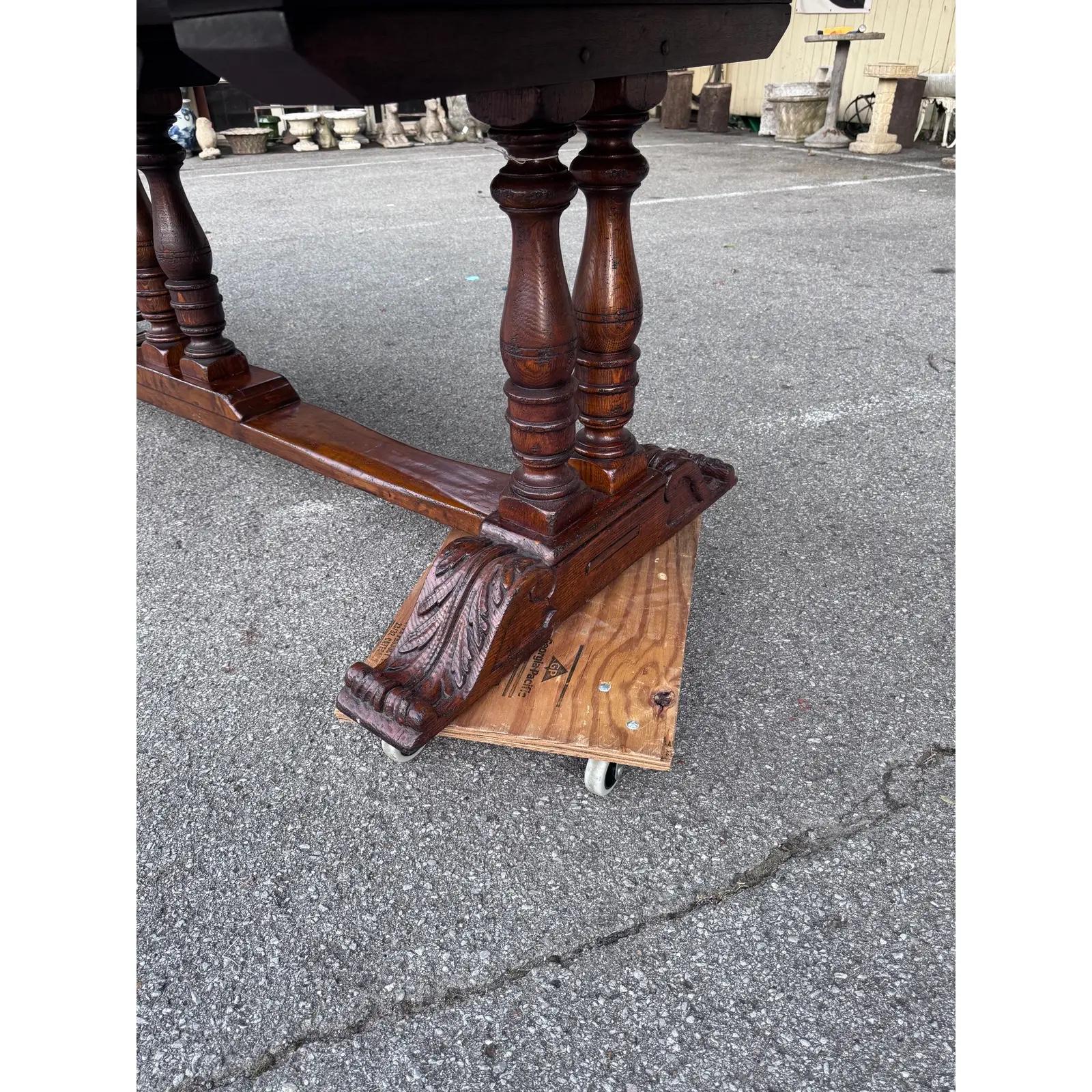 Table de salle à manger française du 19e siècle en vente 2