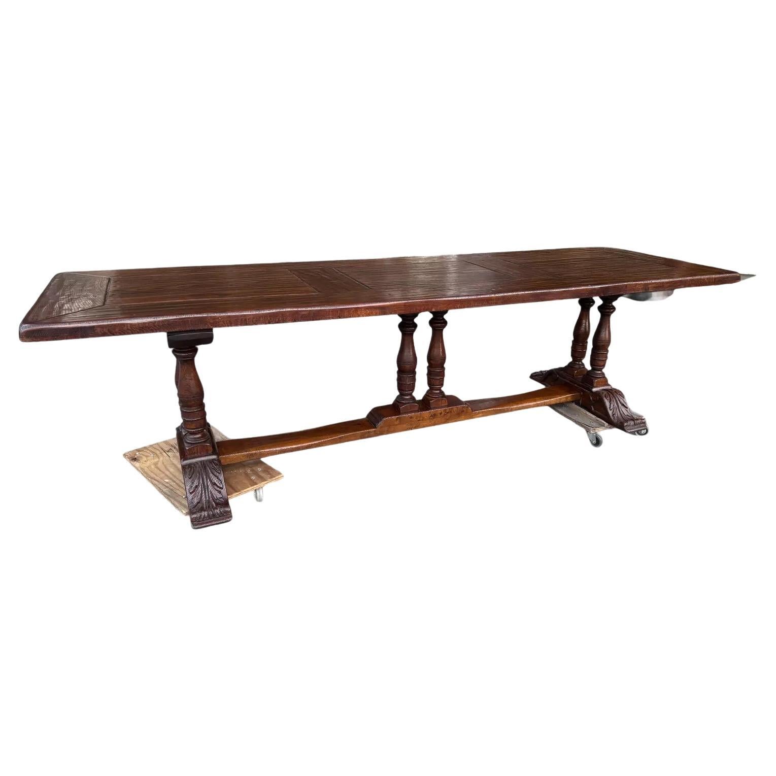 Table de salle à manger française du 19e siècle