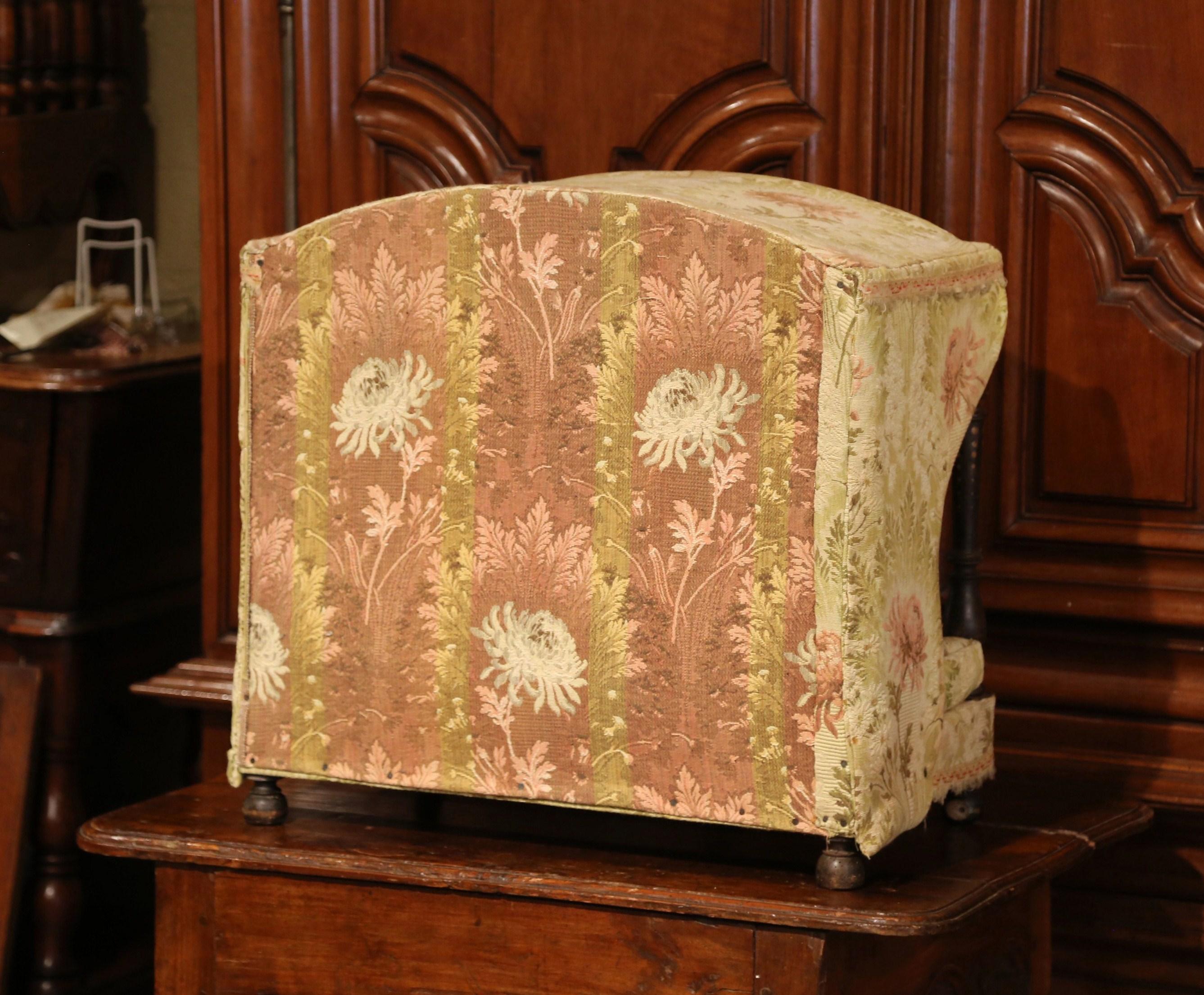19th Century French Directoire Carved Oak Four-Post Dog House and Vintage Fabric 2