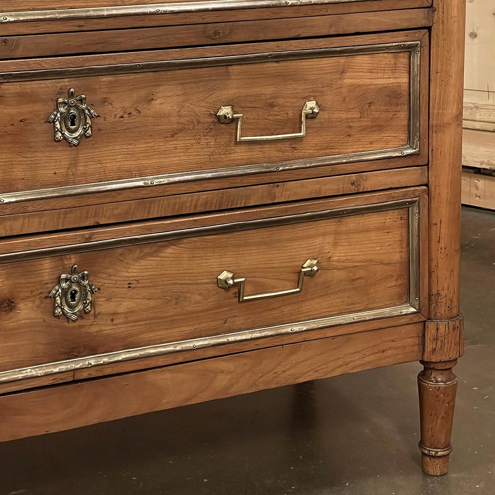 19th Century French Directoire Cherry Wood Commode For Sale 6