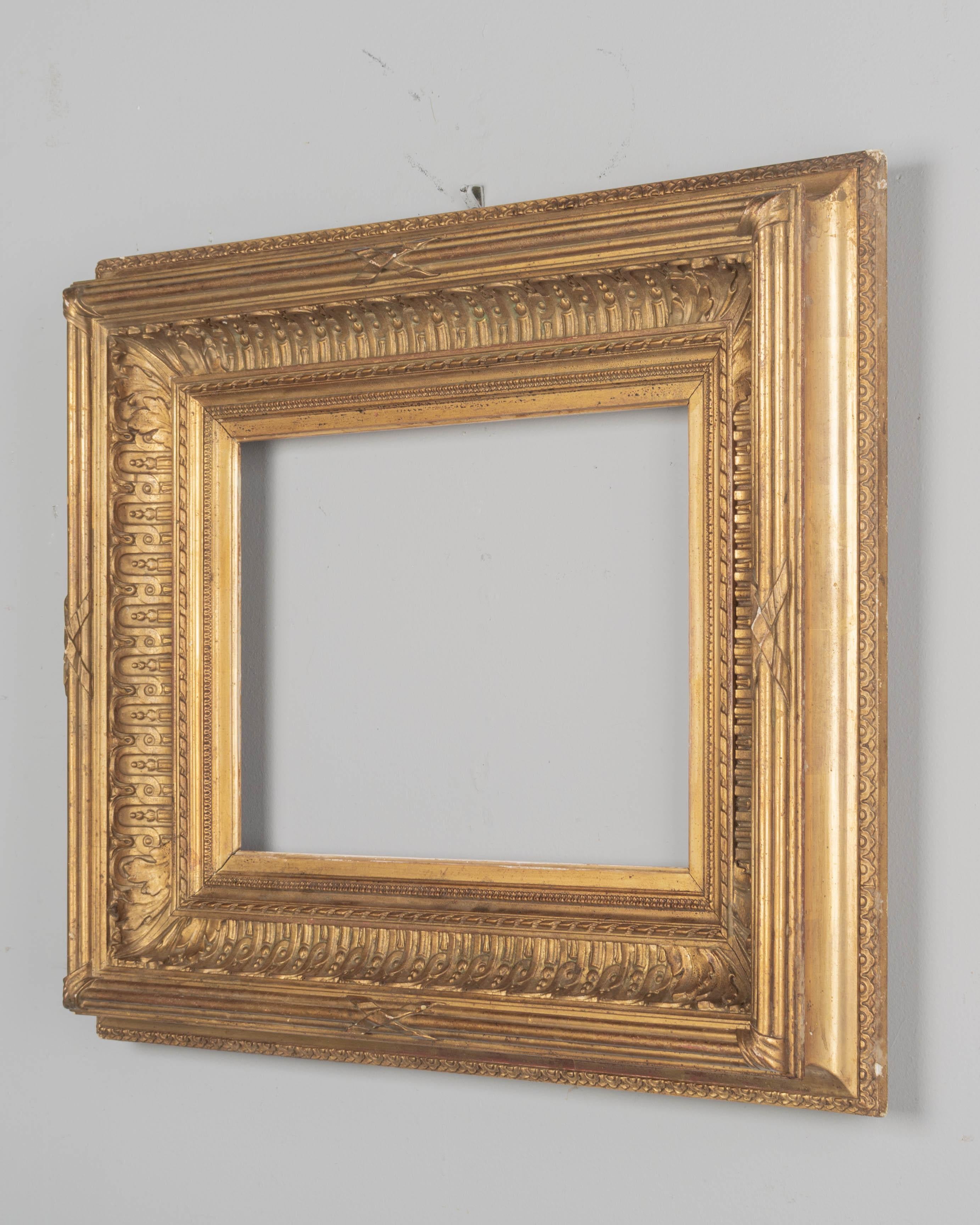 19th Century French Directoire Giltwood Frame For Sale 1