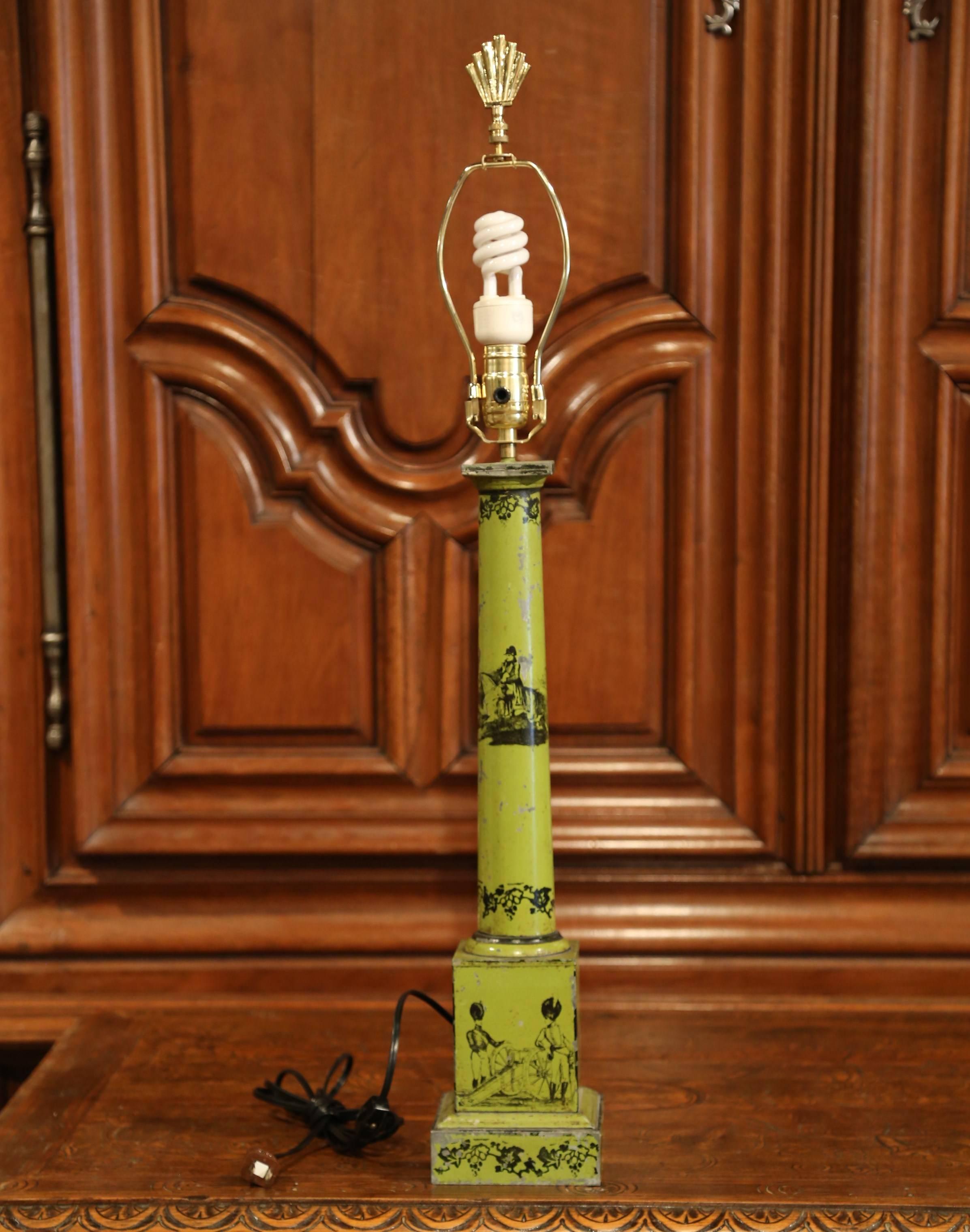 Français Lampe de bureau en tôle verte et noire du XIXe siècle, peinte à la main, style Directoire français en vente