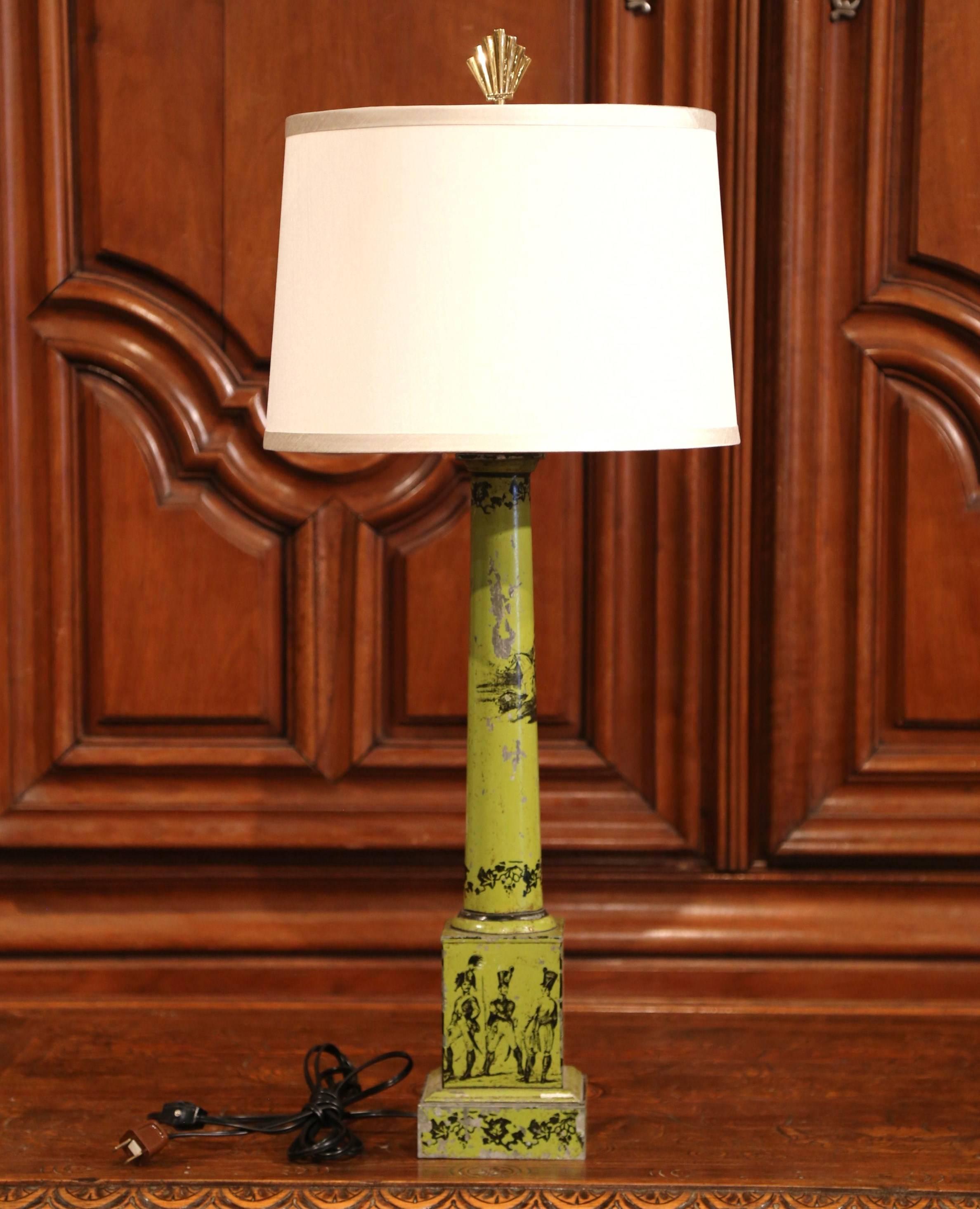19th Century French Directoire Hand Painted Green and Black Tole Table Lamp For Sale 1