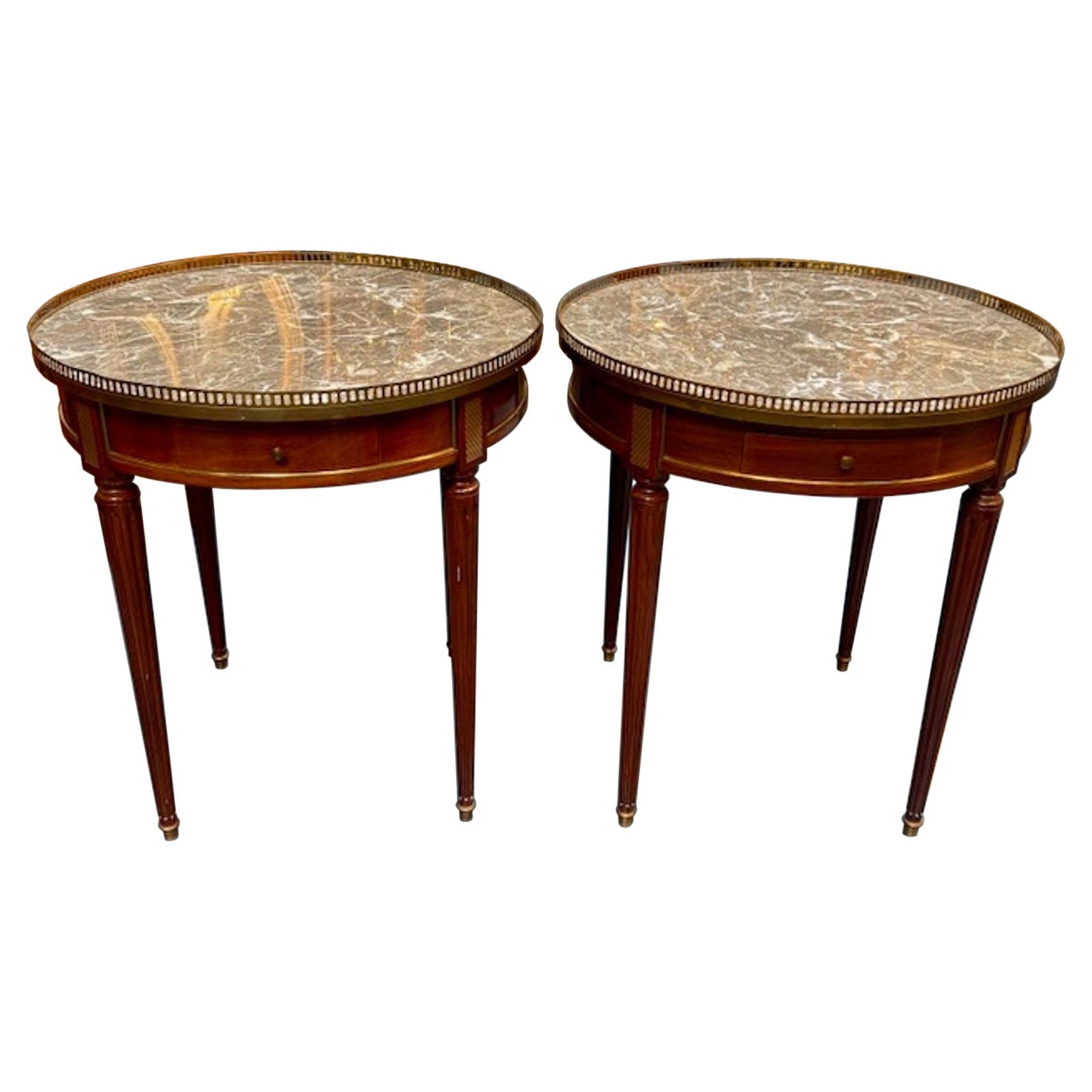 19. Jahrhundert Französisch Directoire Mahagoni Boulliotte Tische im Angebot