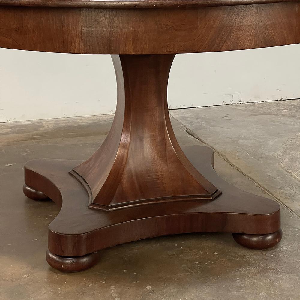 19th Century French Directoire Mahogany Centre Table, Dining Table For Sale 6
