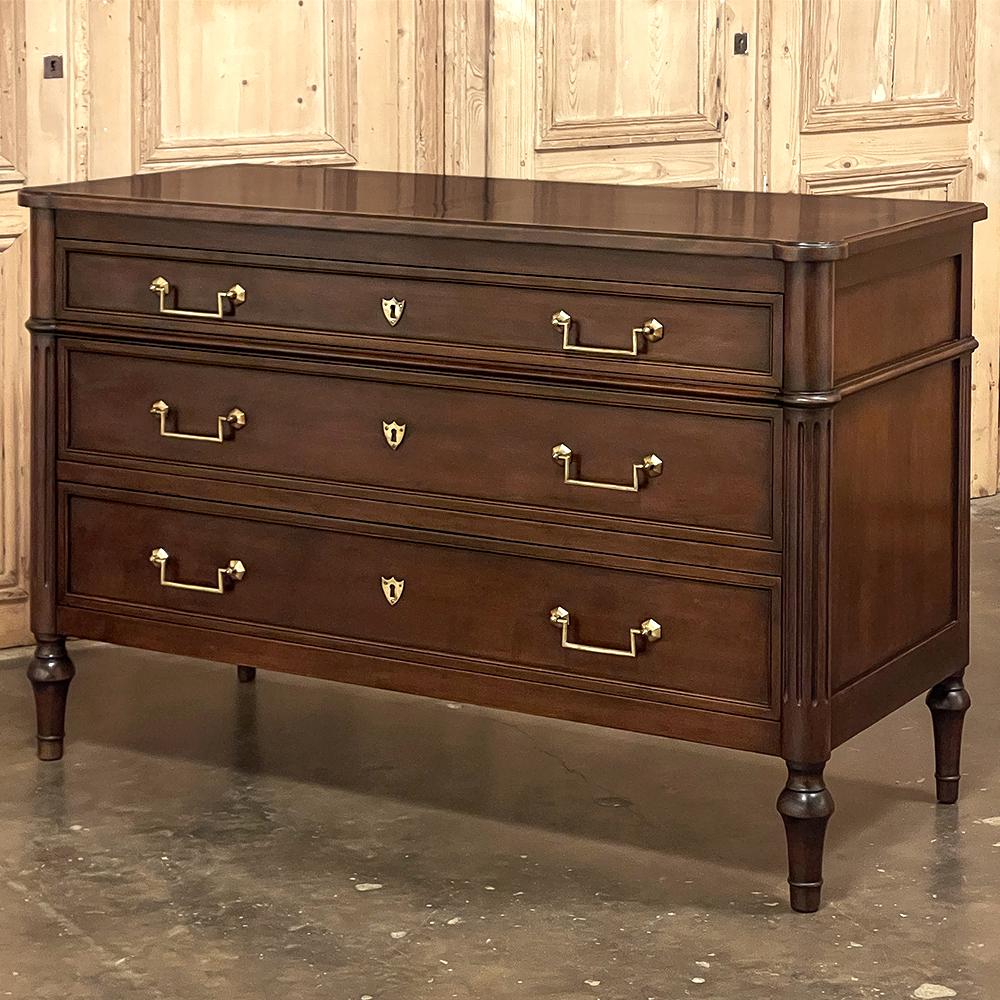 19th Century French Directoire Mahogany Commode In Good Condition For Sale In Dallas, TX