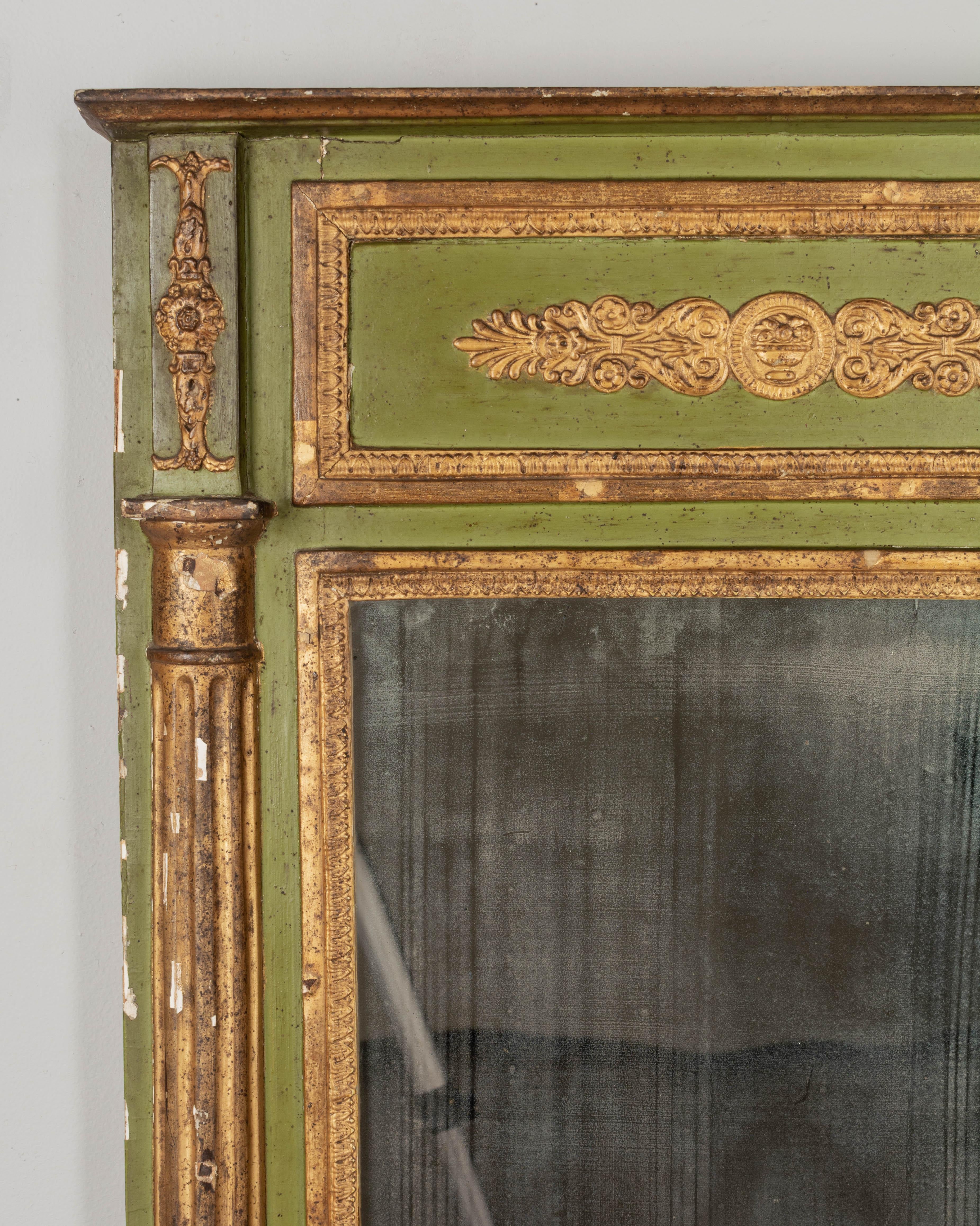 XIXe siècle XIXème siècle, Français, Directoire Miroir à parcelles doré en vente