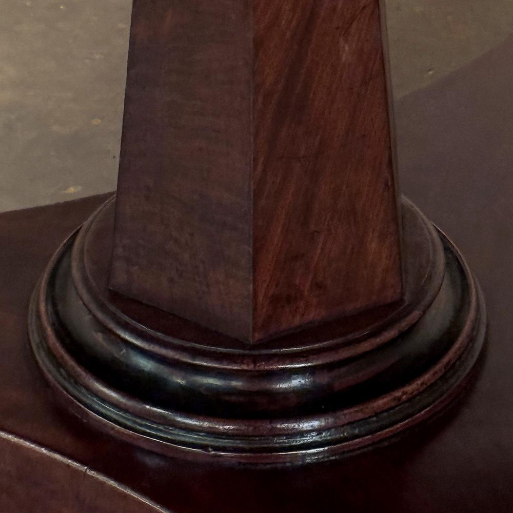 19th Century French Directoire Style Mahogany Round Dining Table 7