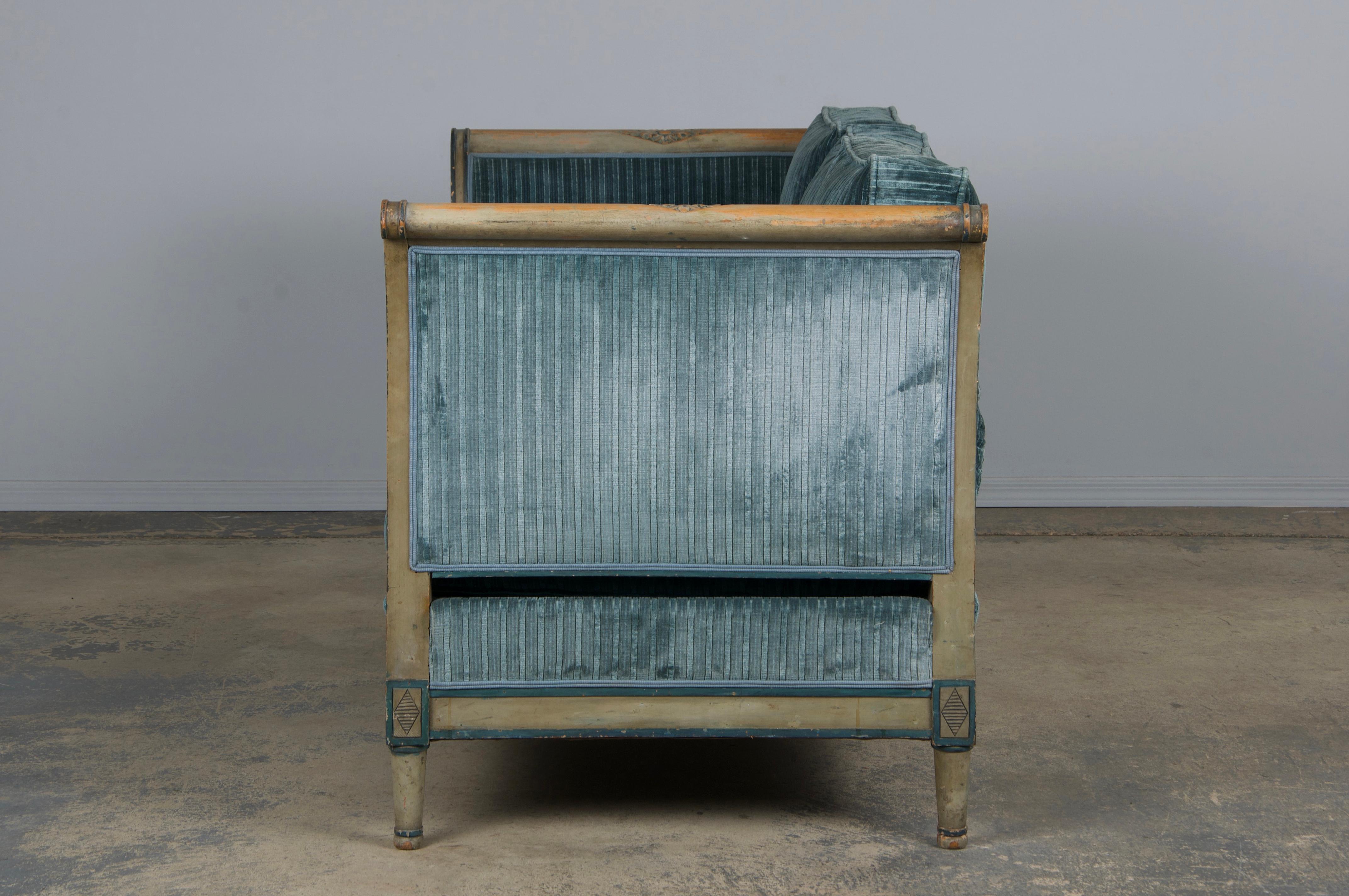 19th Century French Directoire Style Painted Daybed in Blue Velvet 3