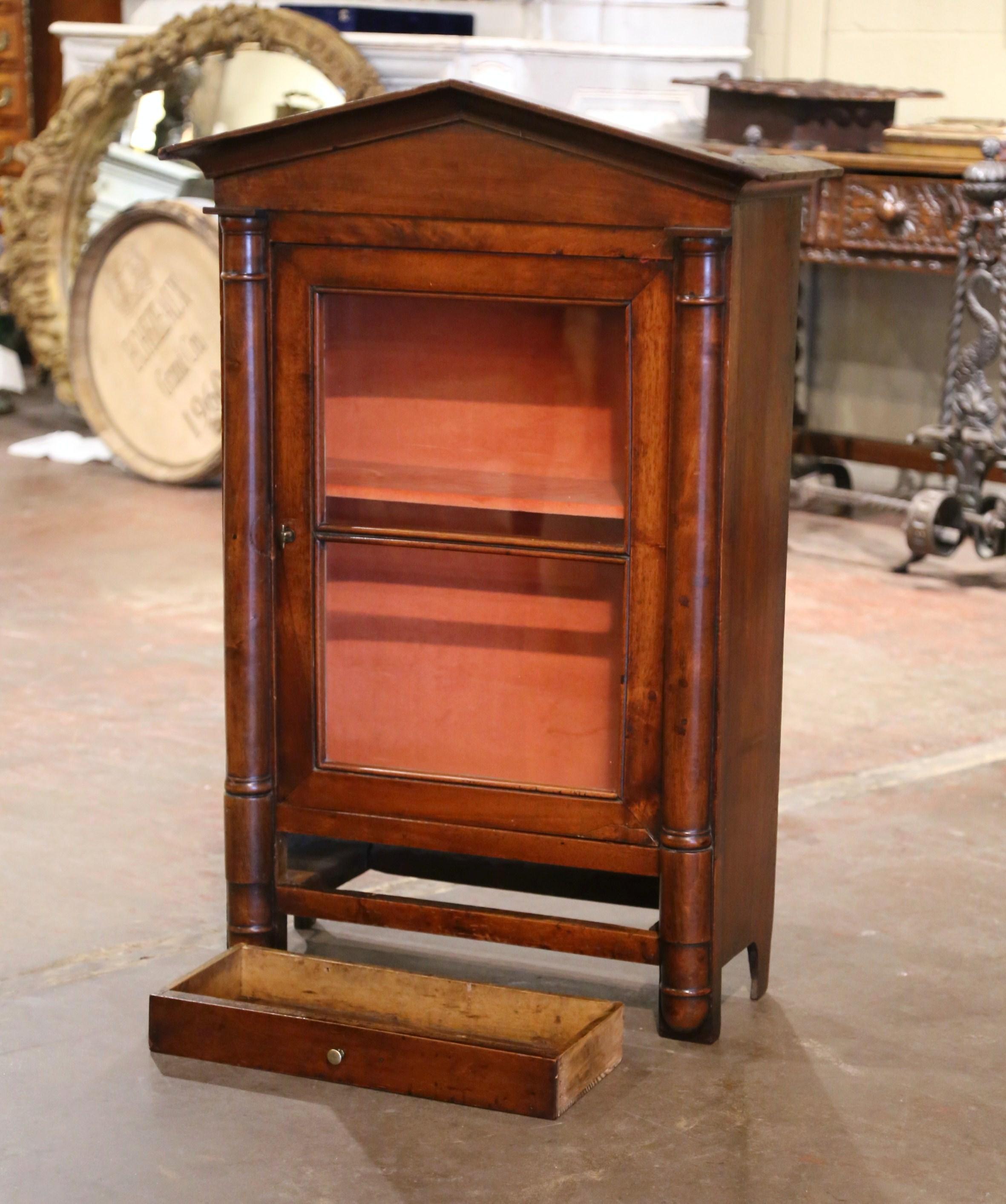 19th Century French Directoire Walnut Wall Vitrine with Glass Door and Drawer For Sale 3